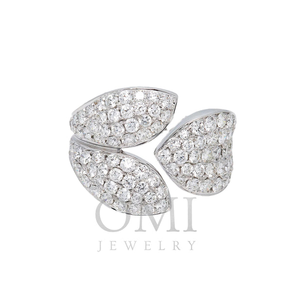 18K WHITE GOLD LADIES FLOWER RING WITH 3.00 CT DIAMONDS
