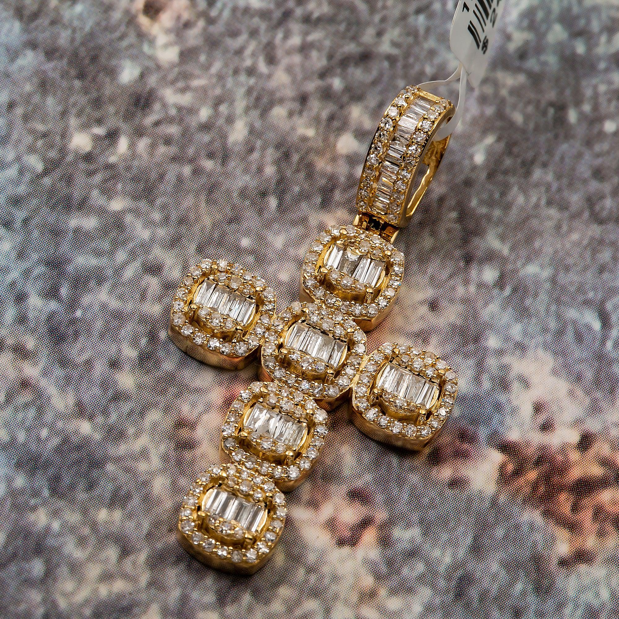 14K YELLOW GOLD CROSS PENDANT WITH 1.20 CT DIAMONDS