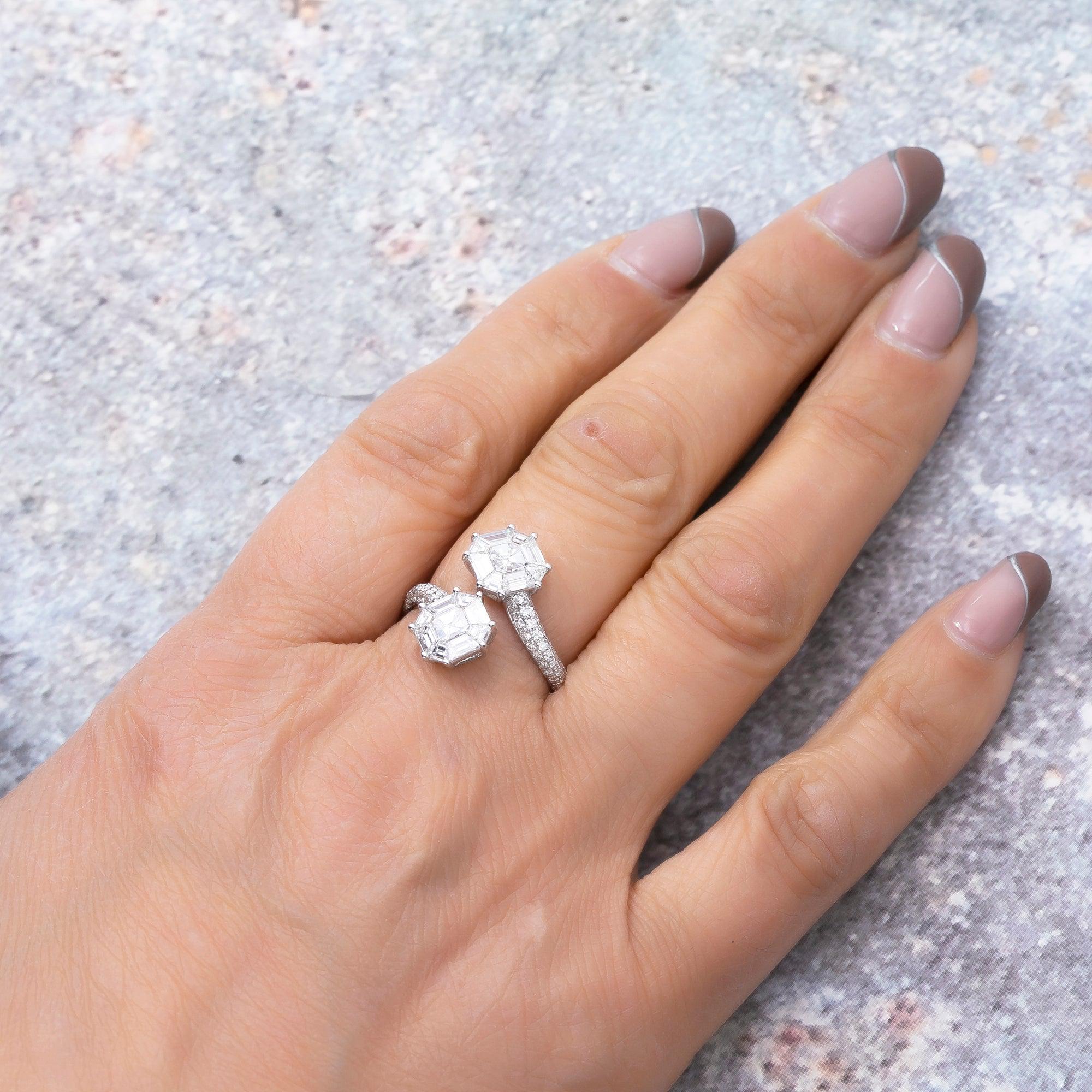 18K WHITE GOLD NAIL BAGUETTE LADIES RING WITH 1.44 CT DIAMONDS