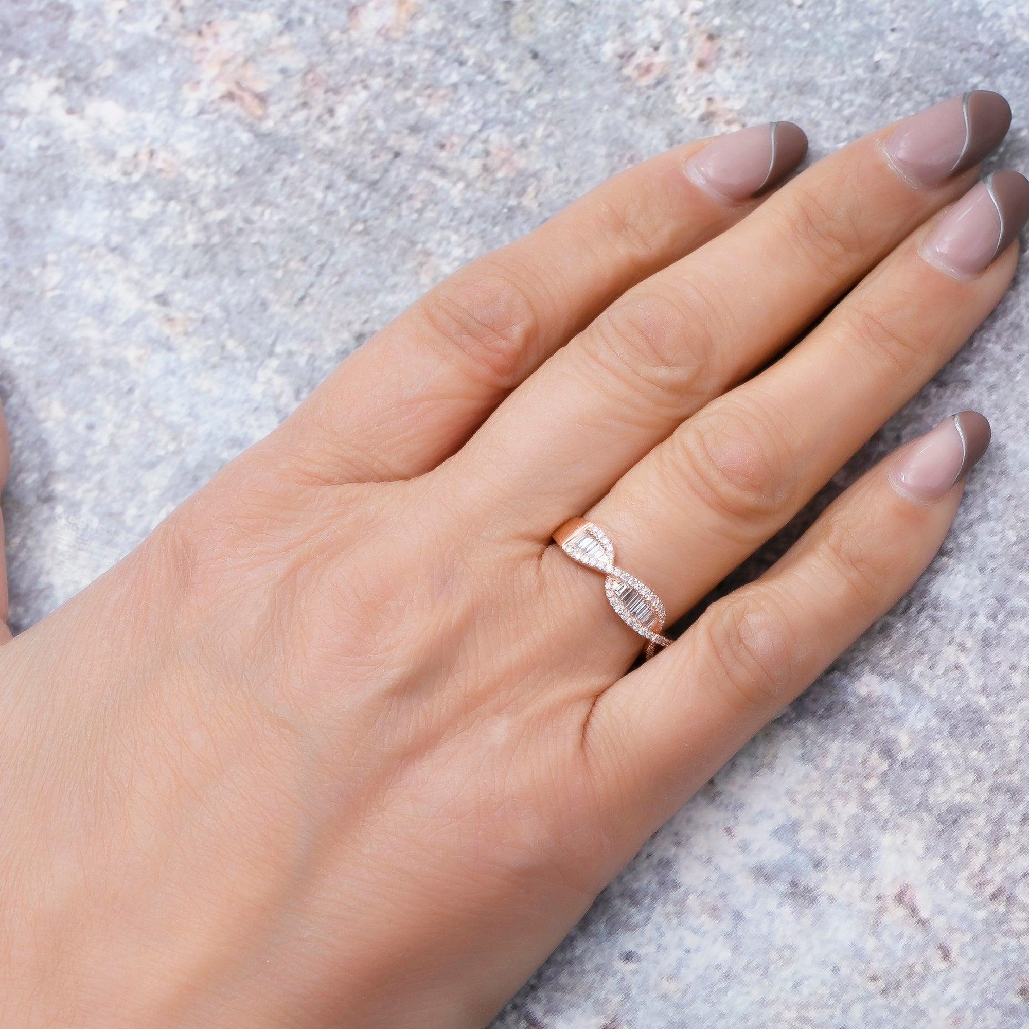 18K ROSE GOLD LADIES RING WITH 1.66 CT DIAMONDS