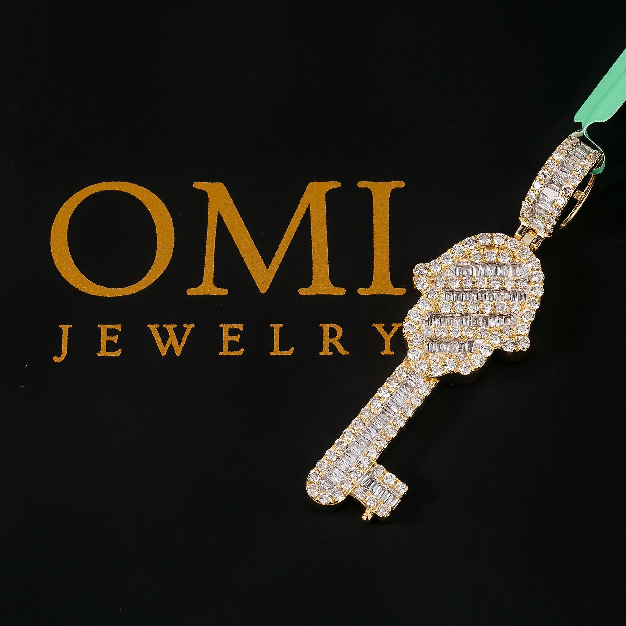 14K YELLOW GOLD KEY PENDANT WITH 2.75 CT DIAMONDS