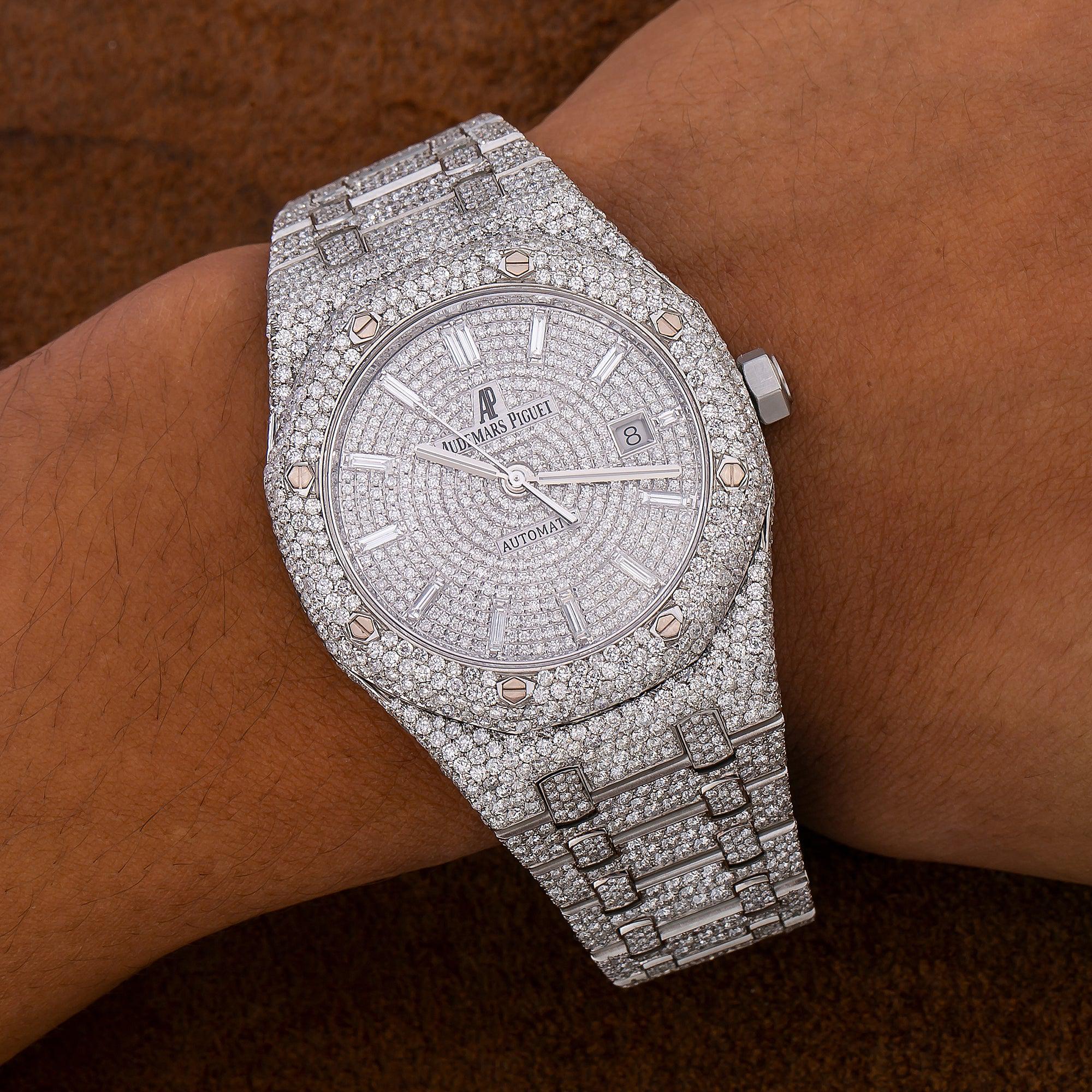 Audemars Piguet Royal Oak Selfwinding 41MM 15400ST Diamond Paved Dial Diamond Paved Bezel Stainless Steel Bracelet 25.25ct