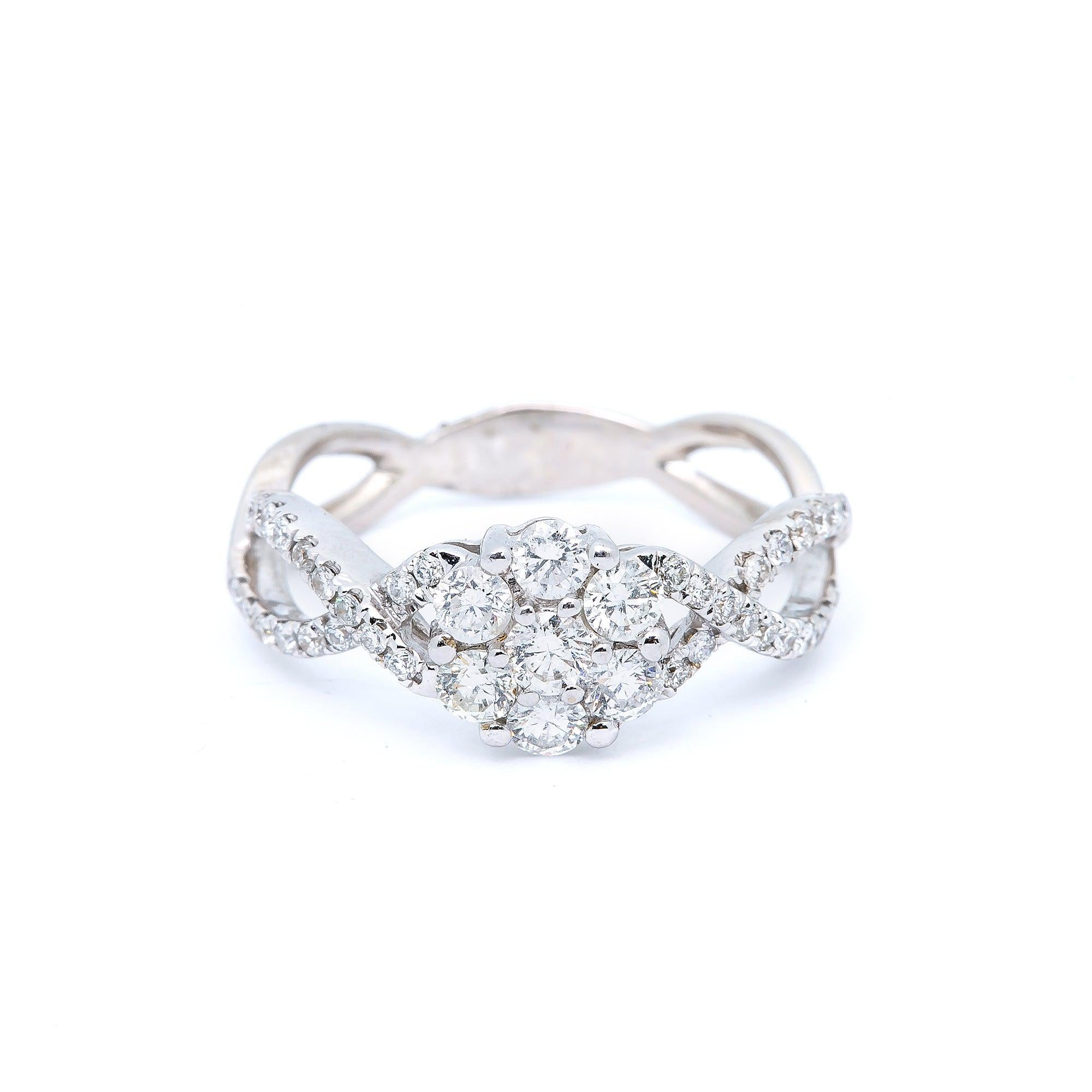 14K WHITE GOLD DIAMOND ENGAGEMENT RING 0.70 CT