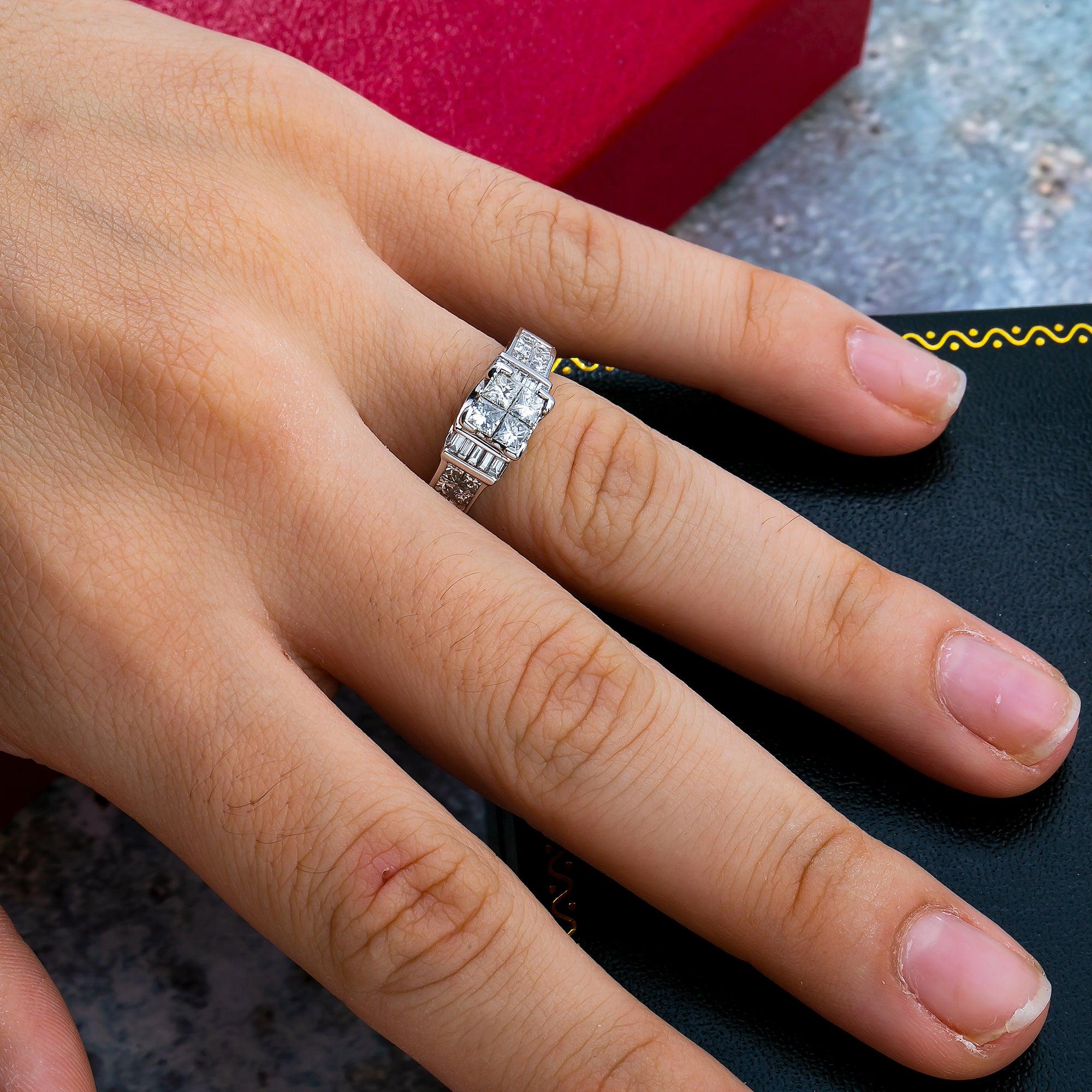 14K WHITE GOLD PRINCESS CUT ENGAGEMENT RING 1.75 CT