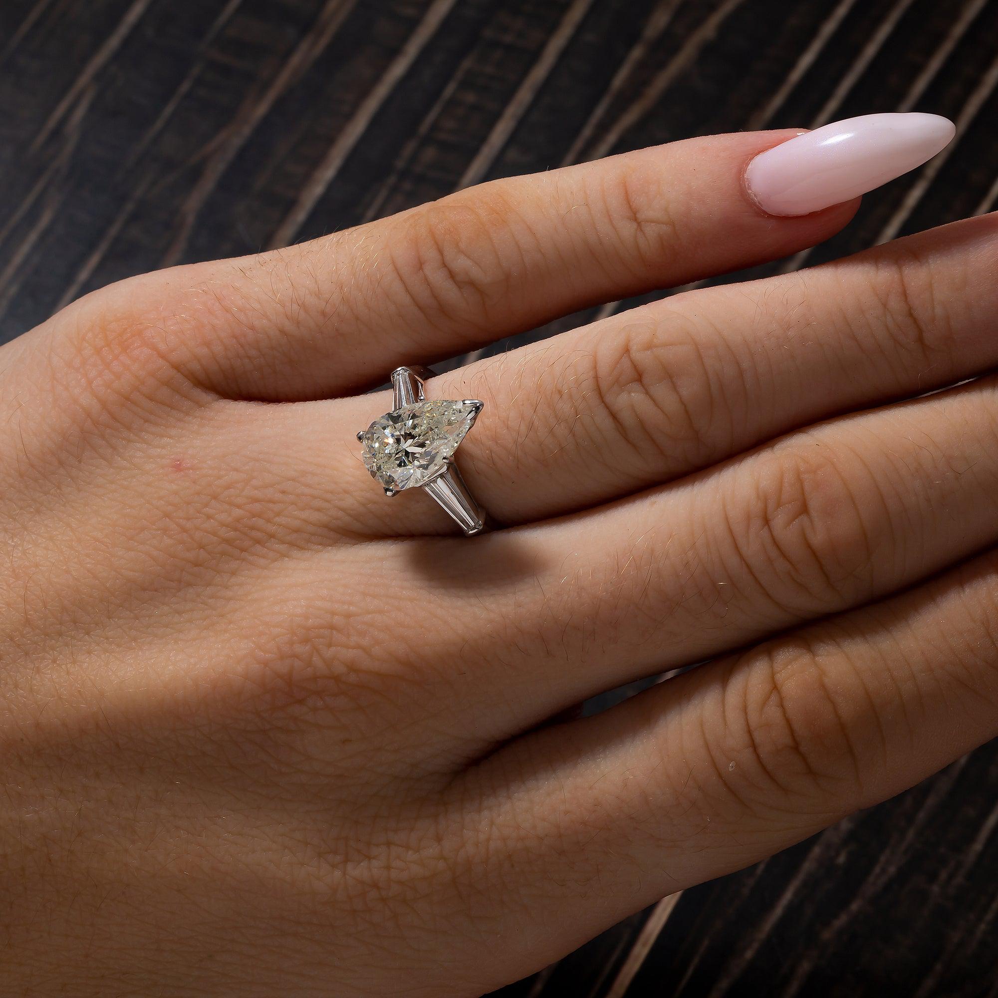 18K GOLD PEAR CUT DIAMOND ENGAGEMENT RING 2.42 CT GIA