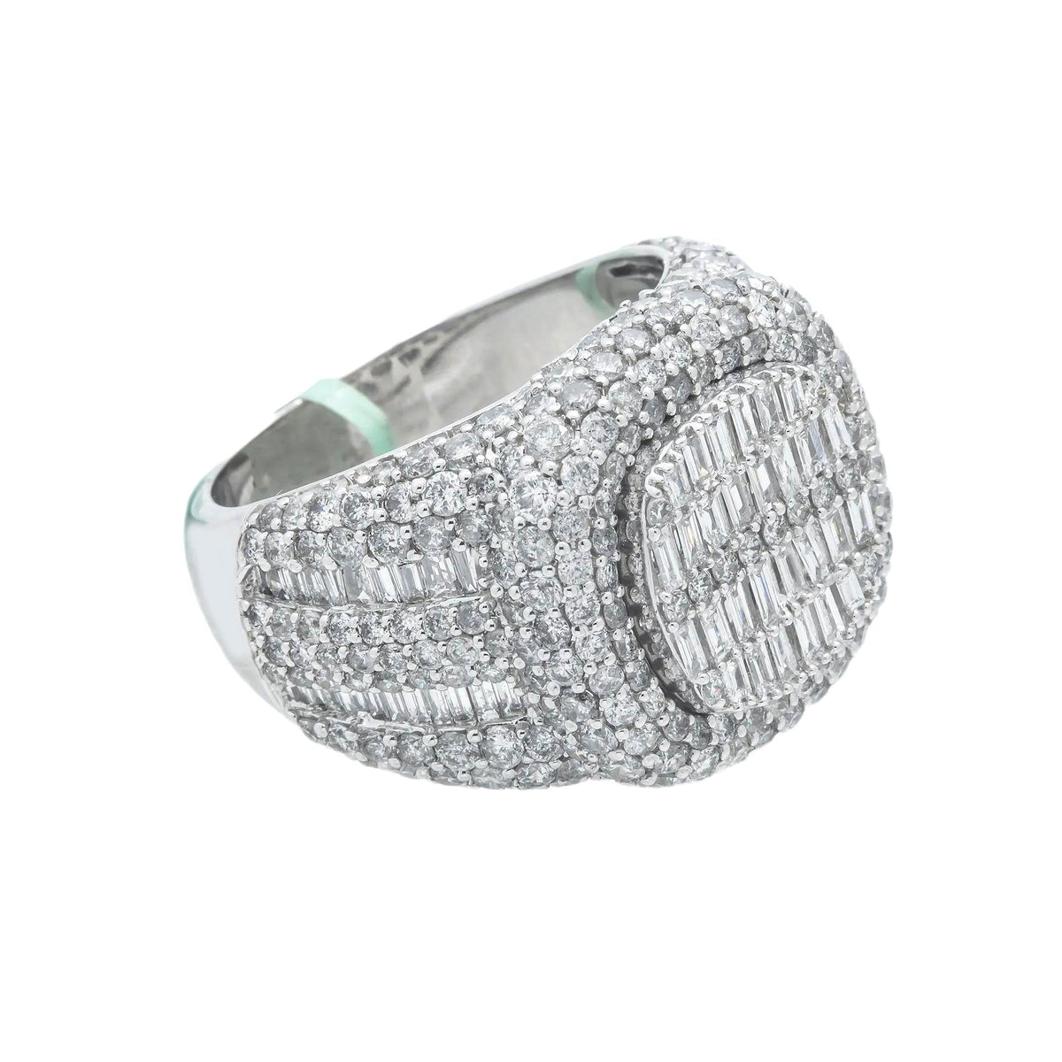 10K GOLD BAGUETTE AND ROUND CLUSTER DIAMOND RING 5.35 CT