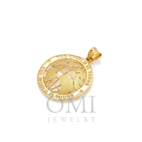 10K GOLD THE WORLD IS YOURS PENDANT 1.4