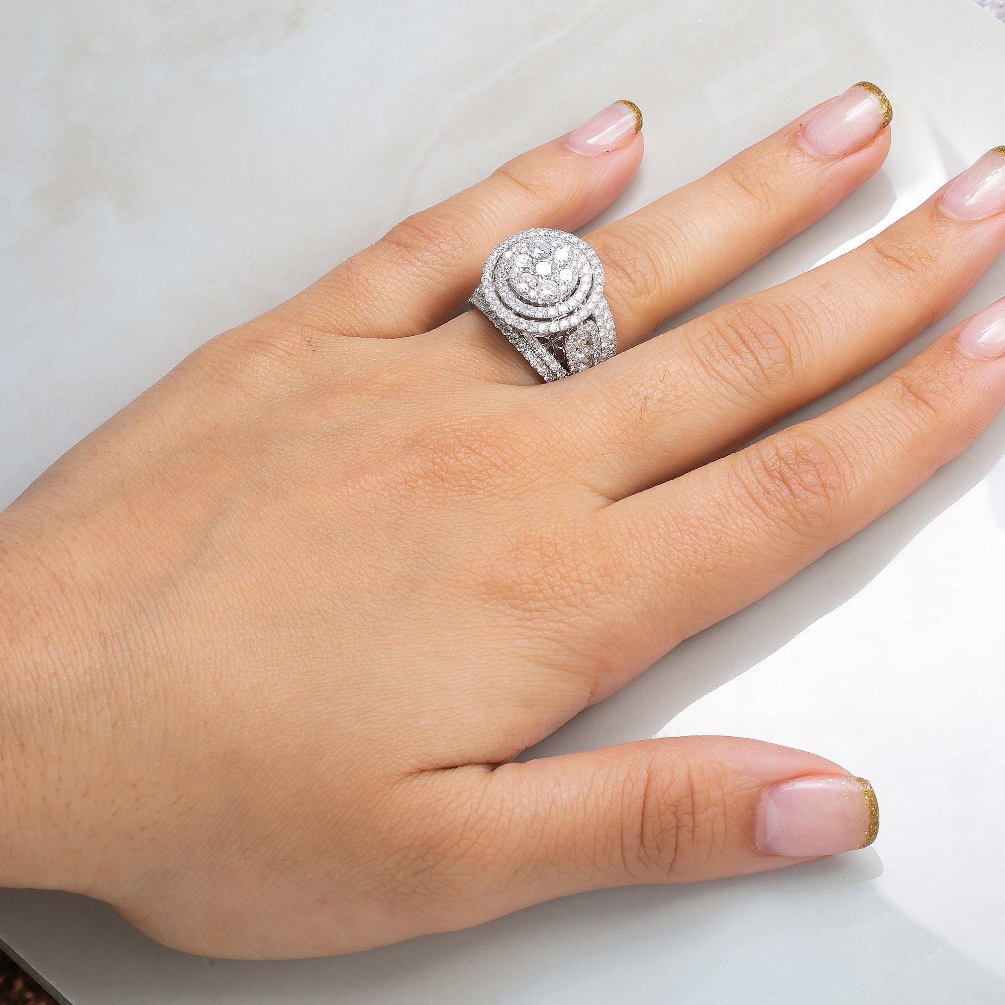 14K WHITE GOLD DIAMOND CLUSTER ENGAGEMENT RING 4.00 CT