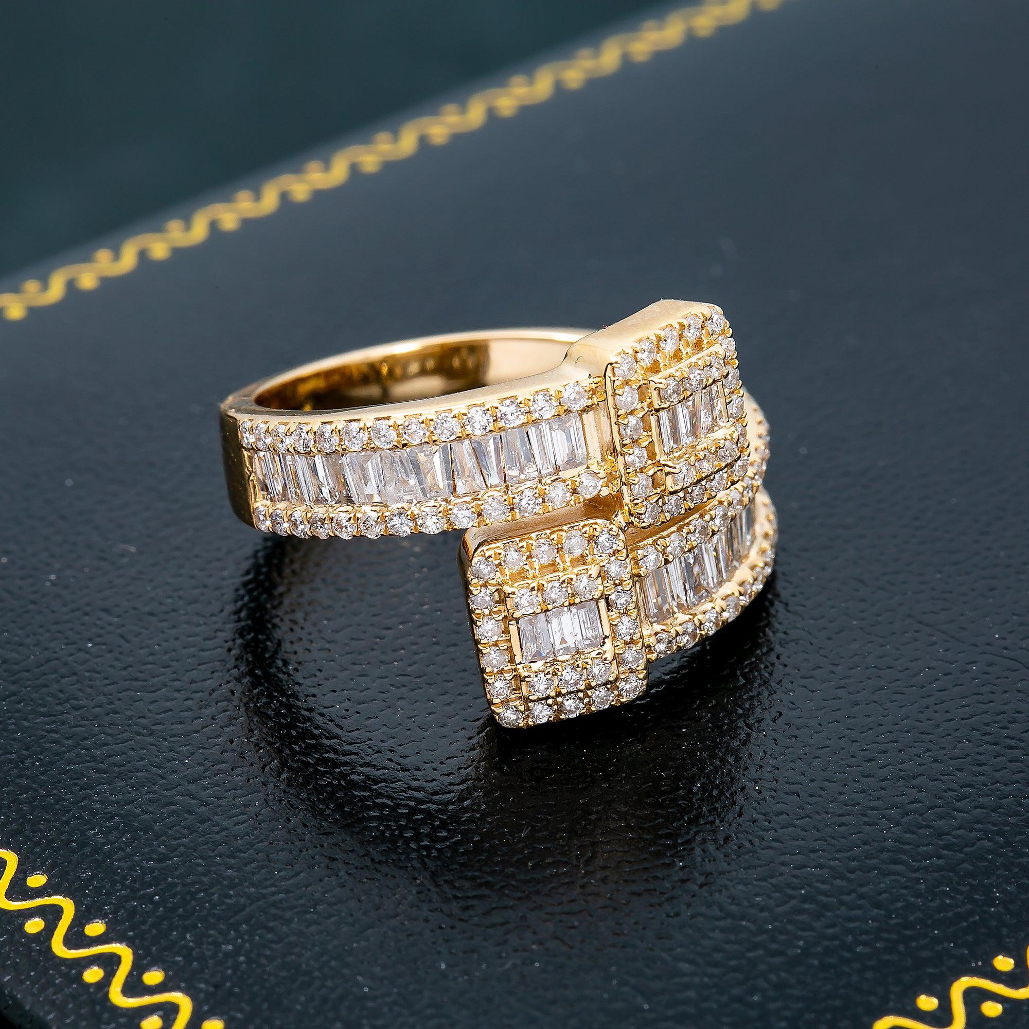 14K YELLOW GOLD MEN'S RING WITH 1.53 CT BAGUETTE DIAMONDS