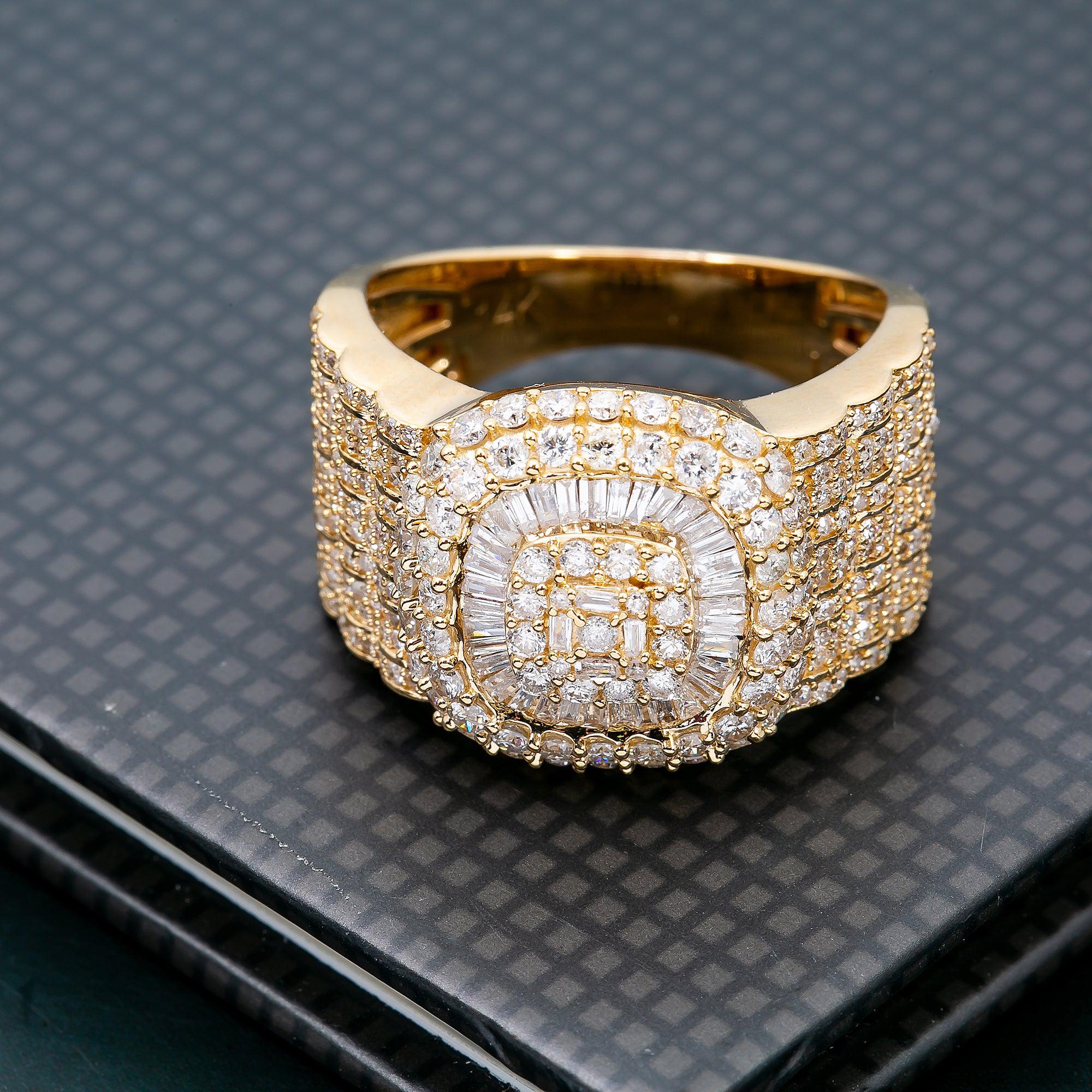 14K YELLOW GOLD MEN'S RING WITH 4.71 CT BAGUETTE DIAMONDS