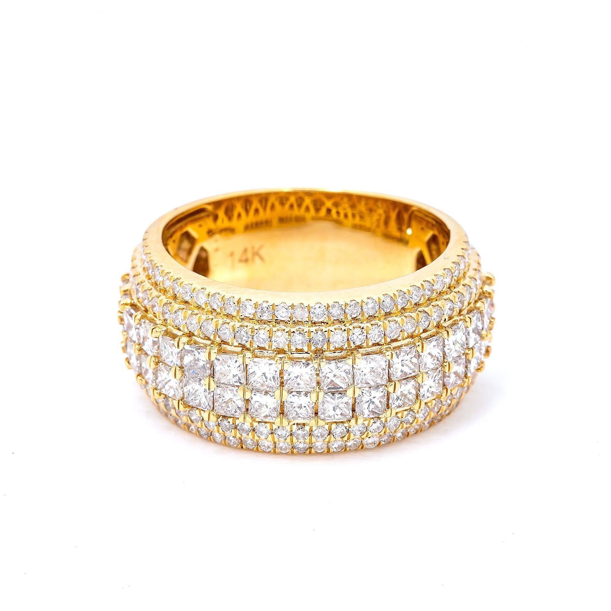 14K YELLOW GOLD STATEMENT RING WITH 3.58 CT BAGUETTE DIAMONDS