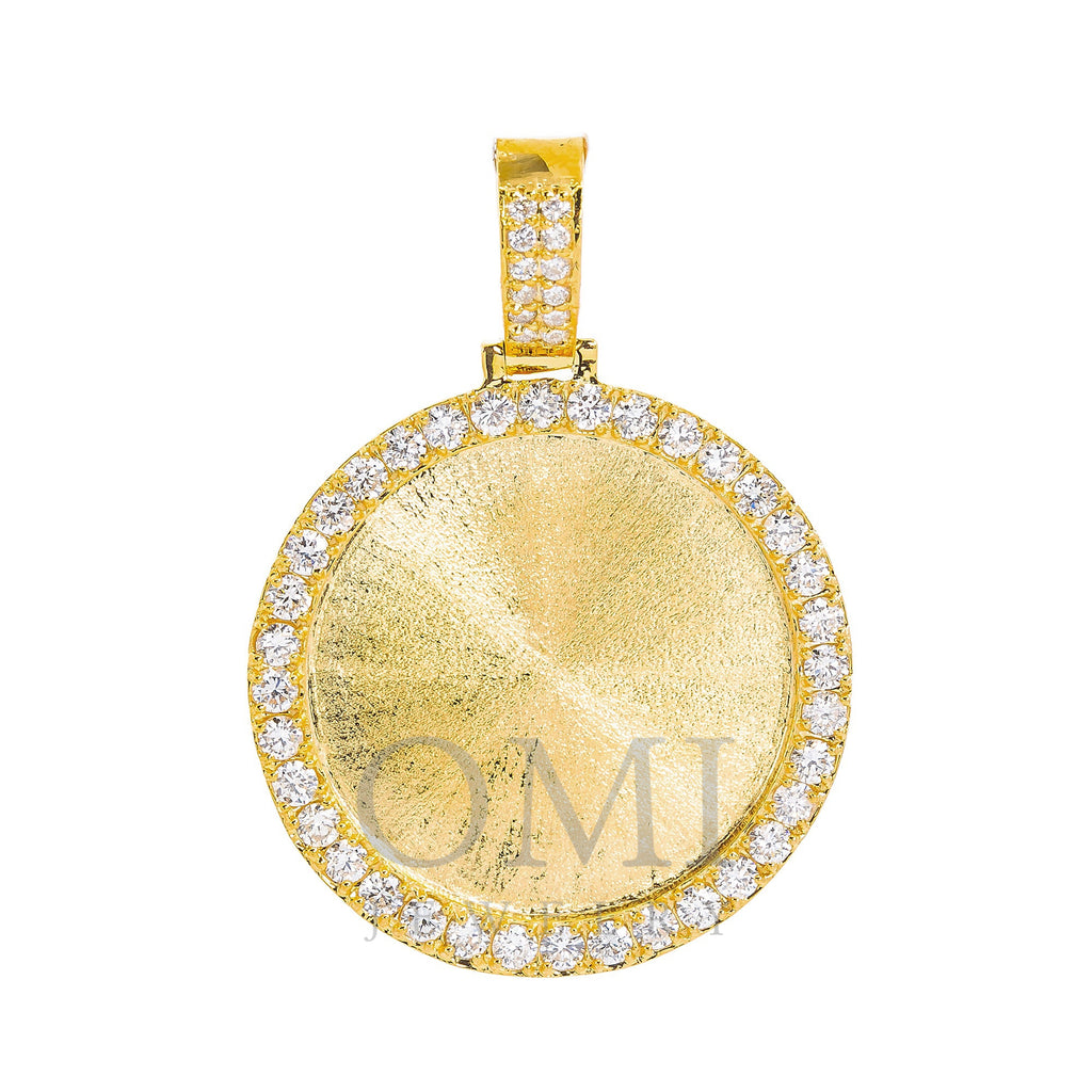 14K YELLOW GOLD AND DIAMOND ROUND PICTURE PENDANT WITH 1.25CT DIAMONDS