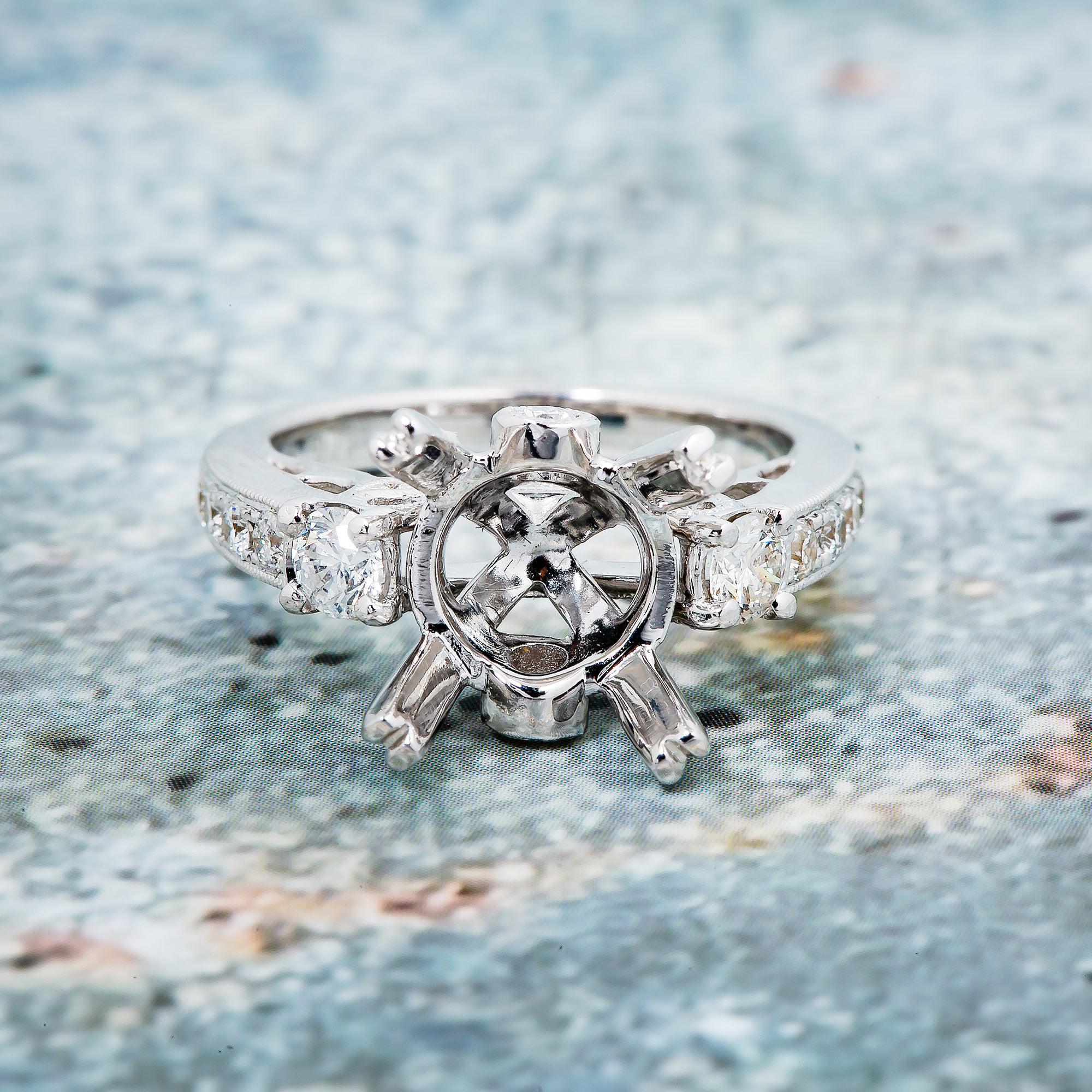 LADIES 18K WHITE GOLD DIAMOND SEMI MOUNT RING FOR ROUND CUT CENTER STONE