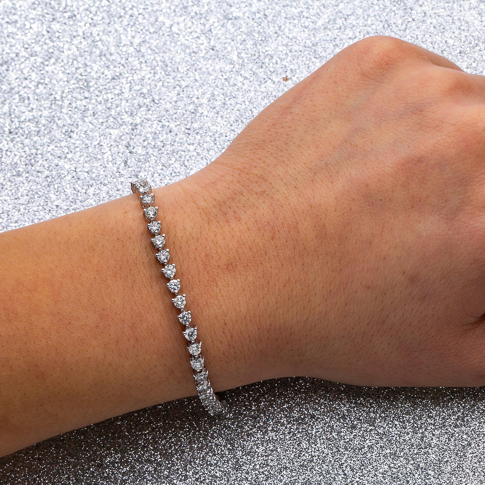 14K WHITE GOLD LADIES BRACELET WITH 4.46 CT DIAMONDS