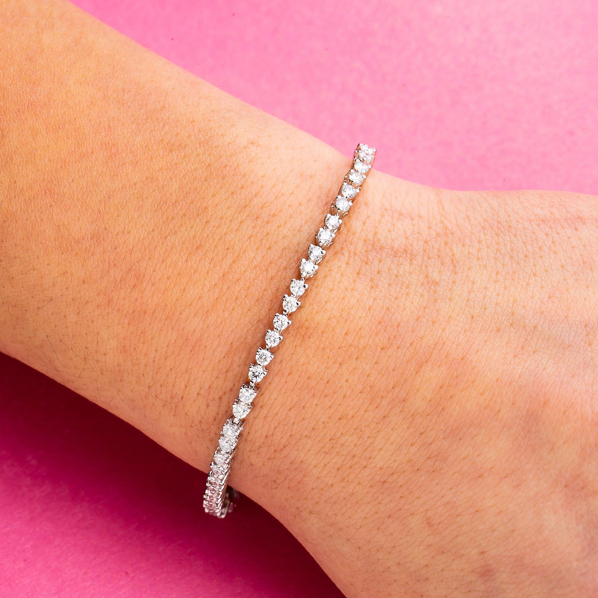 14K WHITE GOLD LADIES BRACELET WITH 2.7 CT DIAMONDS