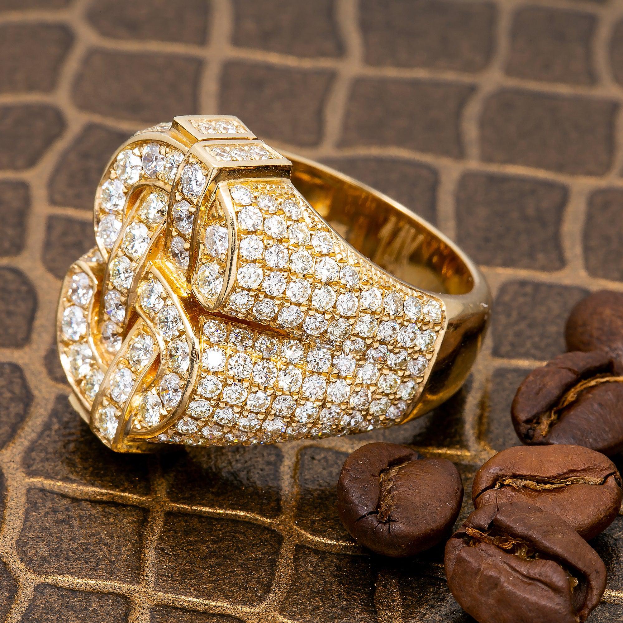14K YELLOW GOLD RING WITH 4.65 CT  DIAMONDS