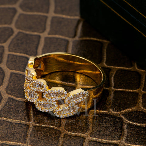 14K YELLOW GOLD RING WITH 0.95 CT BAGUETTE DIAMONDS