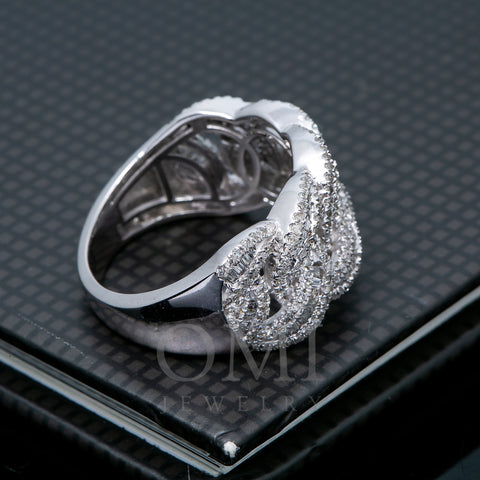 14K WHITE GOLD RING WITH 1.34 CT BAGUETTE DIAMONDS