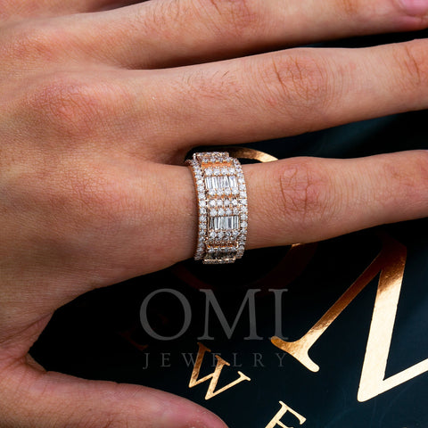 14K ROSE GOLD RING WITH 2.93 CT BAGUETTE DIAMONDS