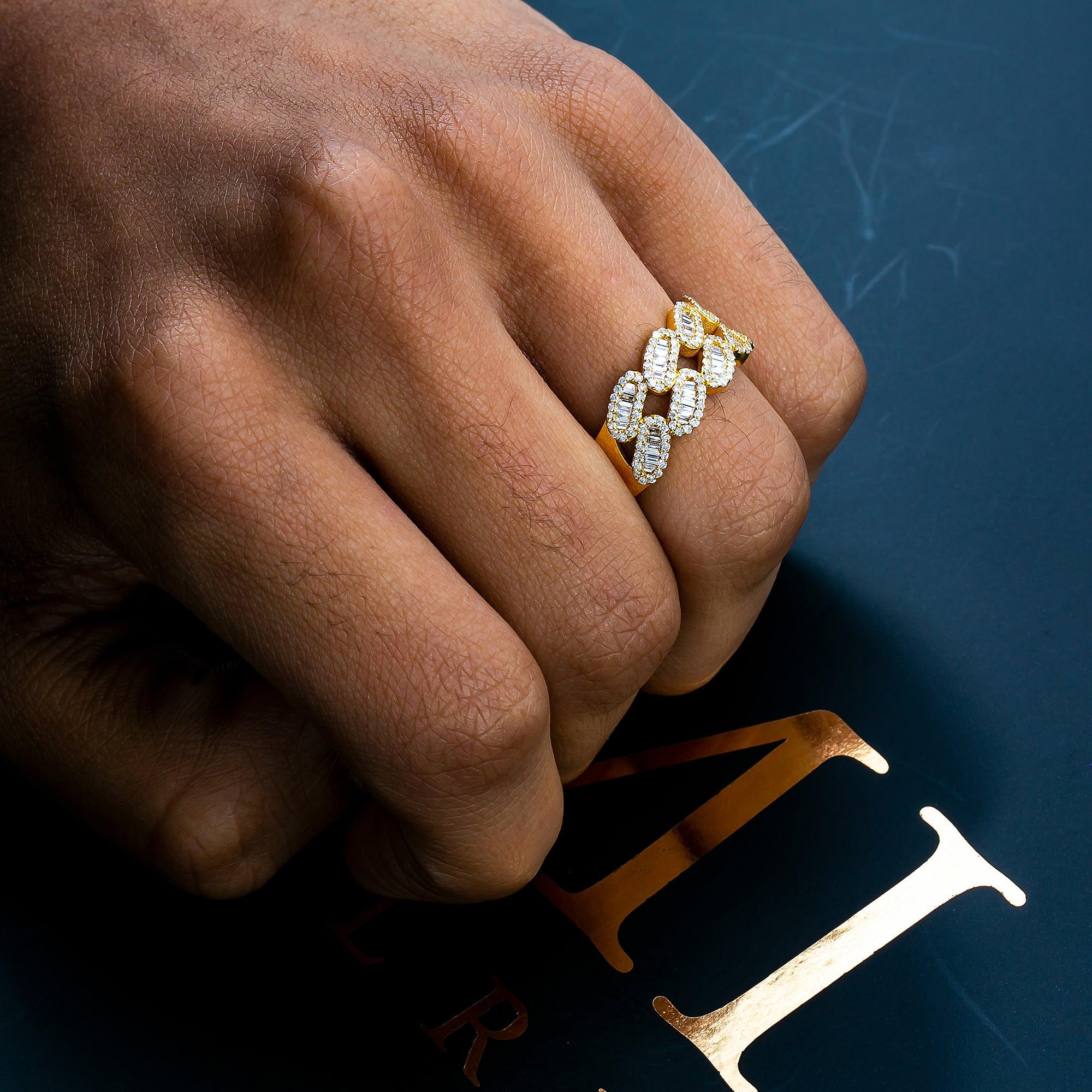 14K YELLOW GOLD RING 0.91 CT BAGUETTE DIAMONDS