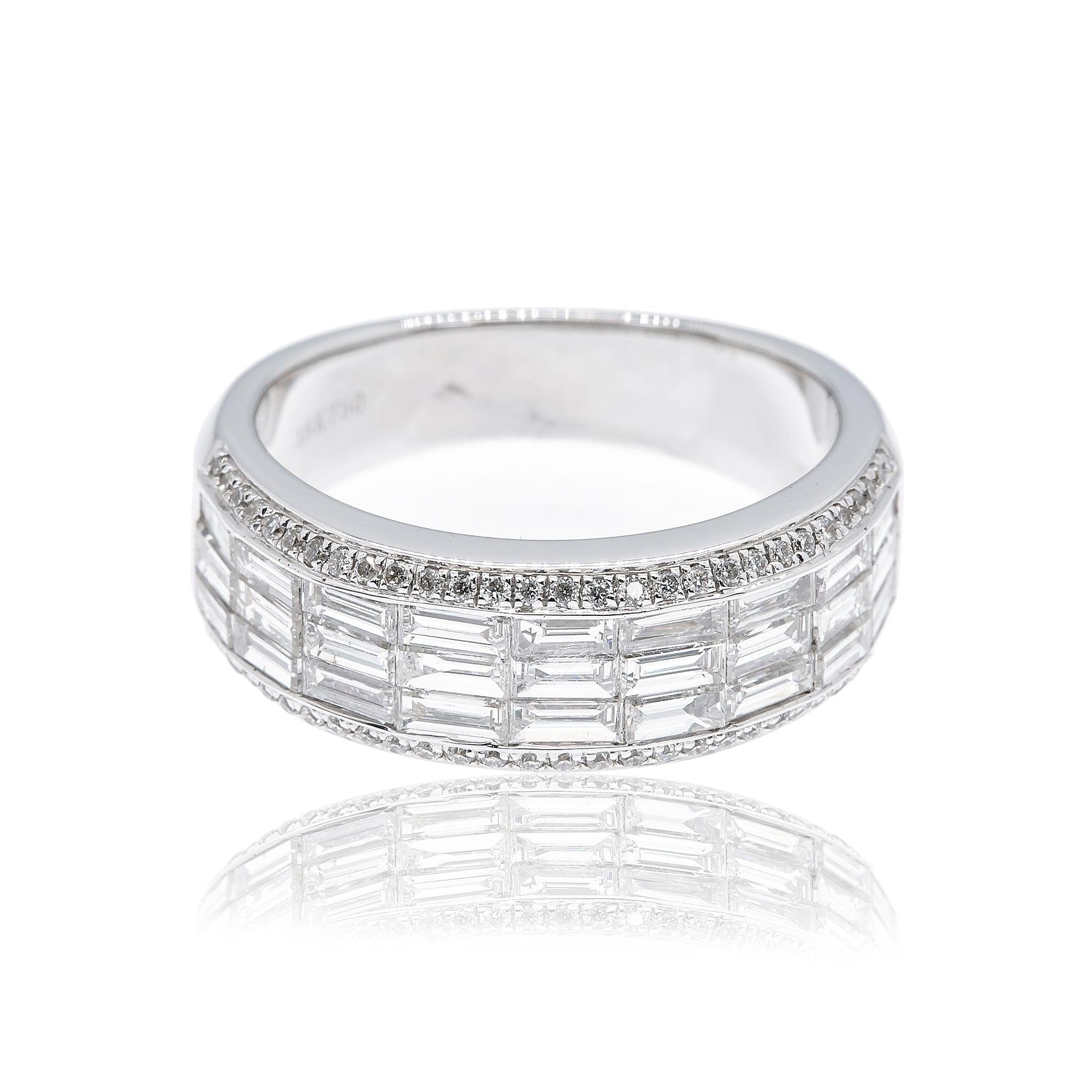 18K White Gold Ladies Ring with 0.19 CT Diamonds