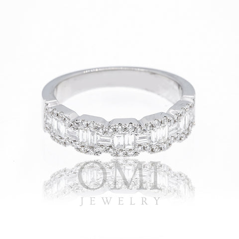 18K White Gold Ladies Ring with 0.43 CT Diamonds