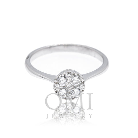 18K White Gold Ladies Engagement Ring with 0.45 CT Diamonds