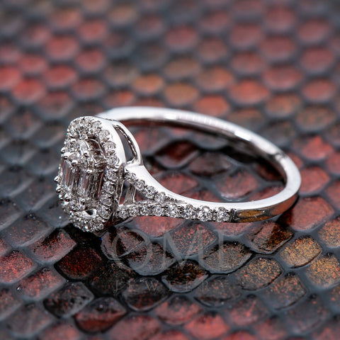 18K White Gold Ladies Engagement Ring with 0.43 CT Diamonds