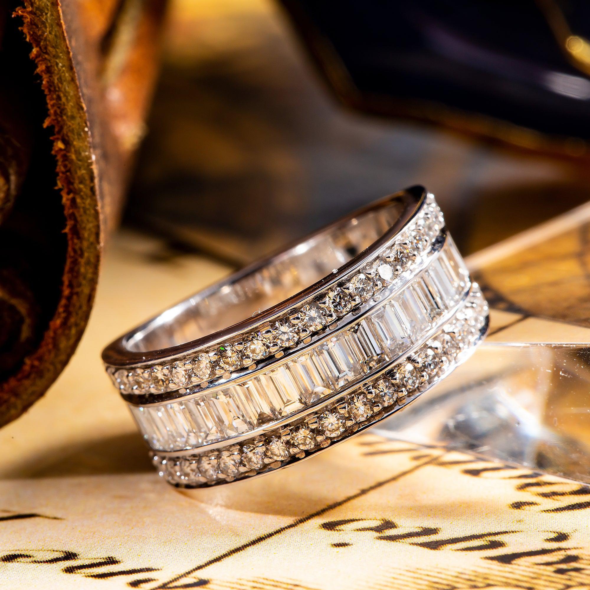 18K White Gold Ladies Ring with 1.73 CT Round And Baguette Diamonds