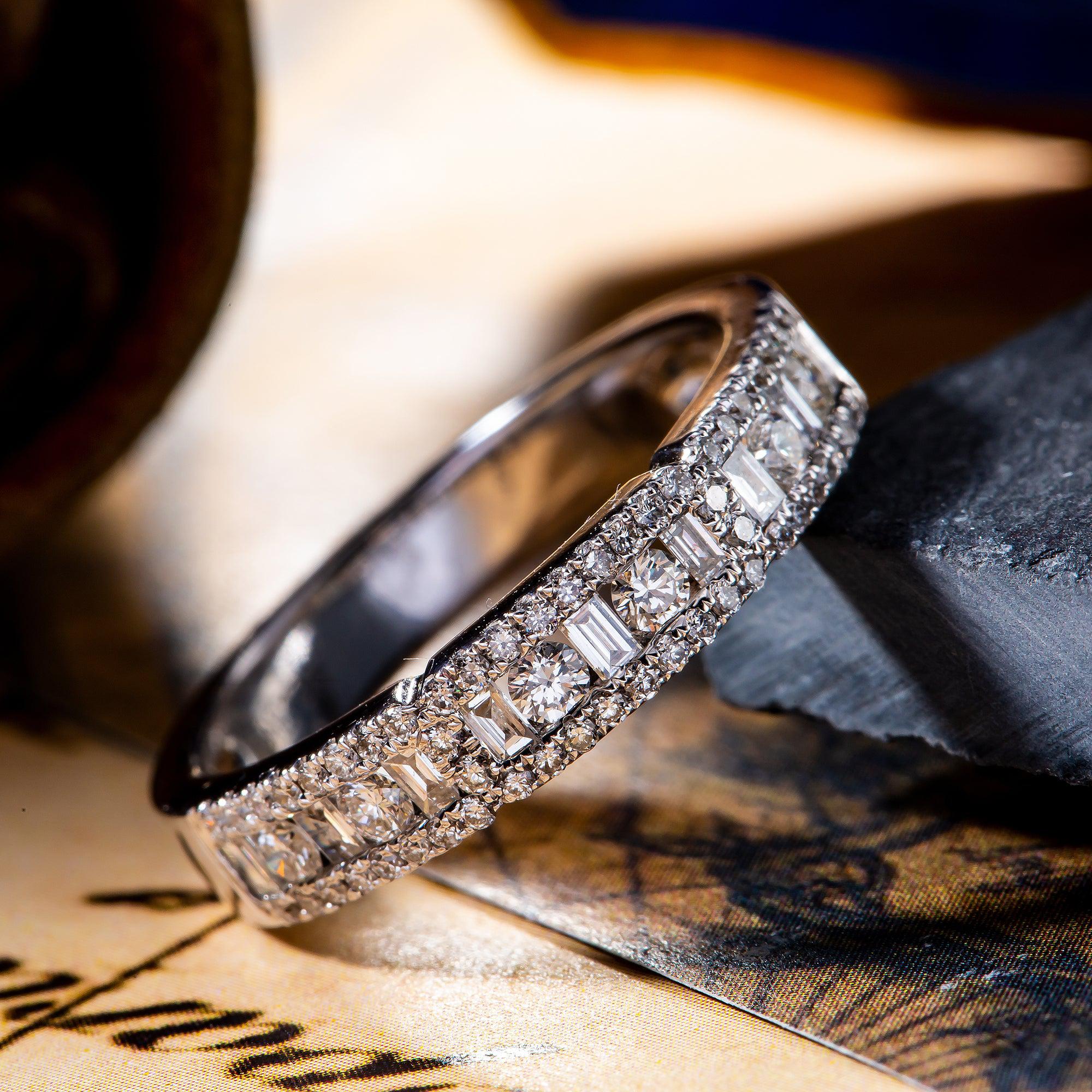 18K White Gold Ladies Ring with 0.64 CT Baguette And Round Diamonds