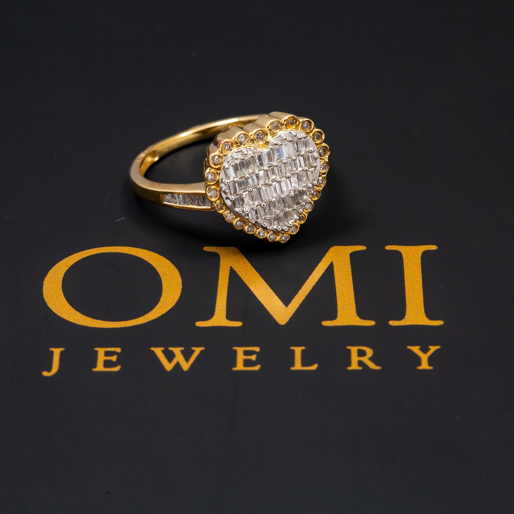 14K GOLD DIAMOND BAGUETTE HEART RING WITH ROUND BORDER 0.50 CT