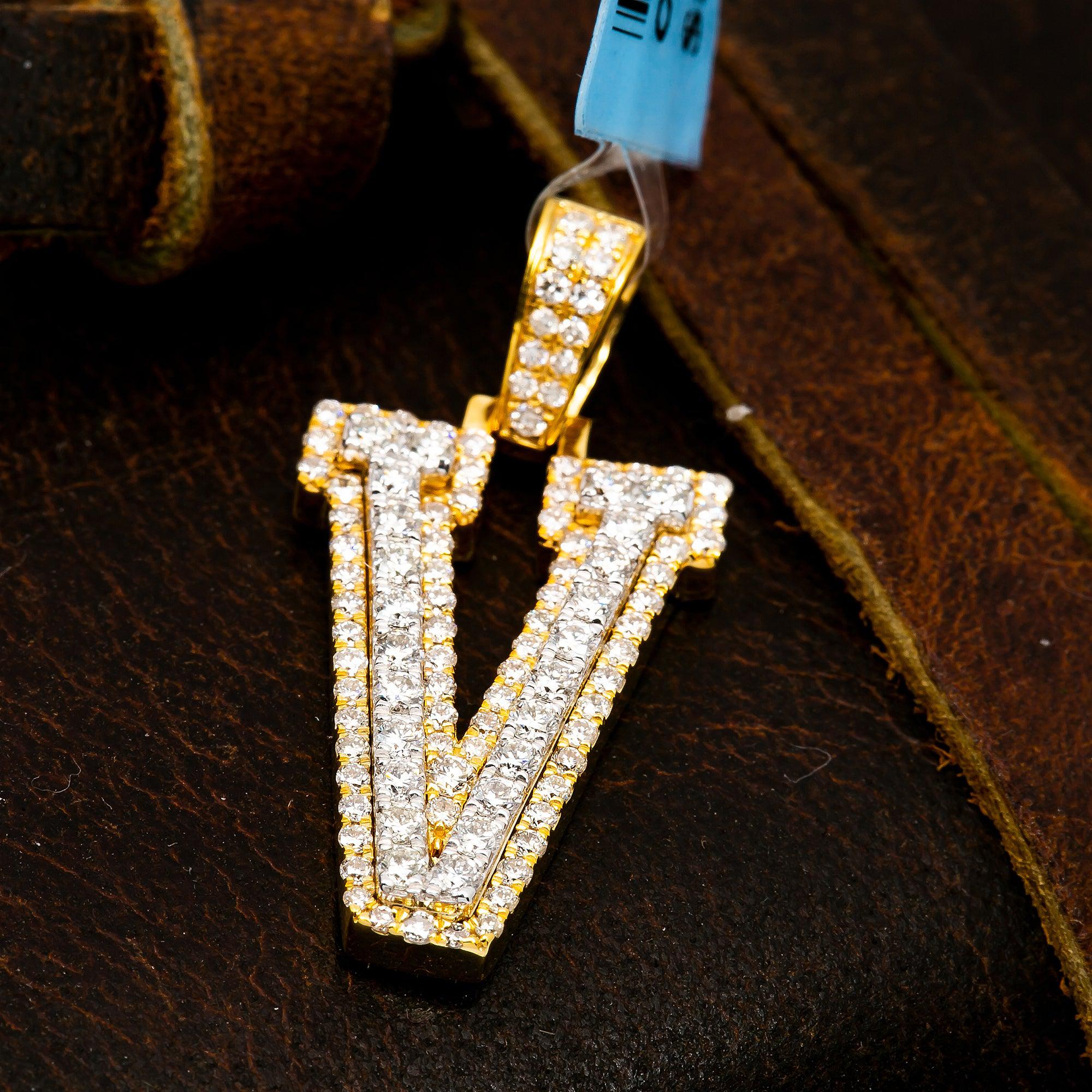 10K YELLOW GOLD UNISEX LETTER V PENDANT WITH 0.80 CT DIAMONDS