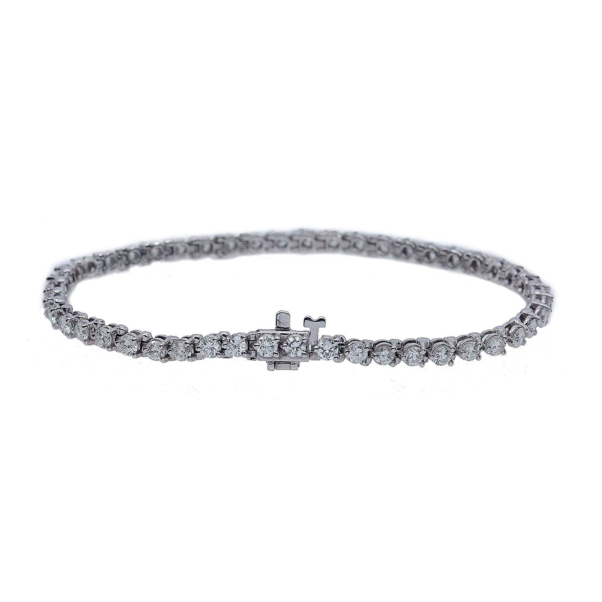 14K White Gold Bracelet With Diamonds