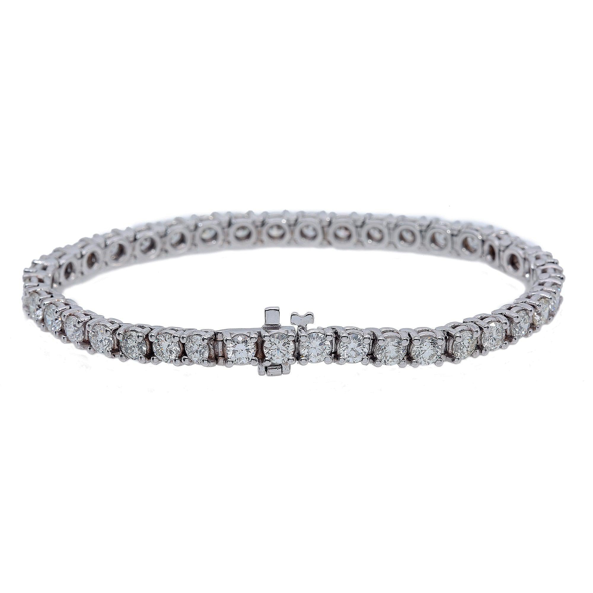 14K White Gold Bracelet With Diamonds