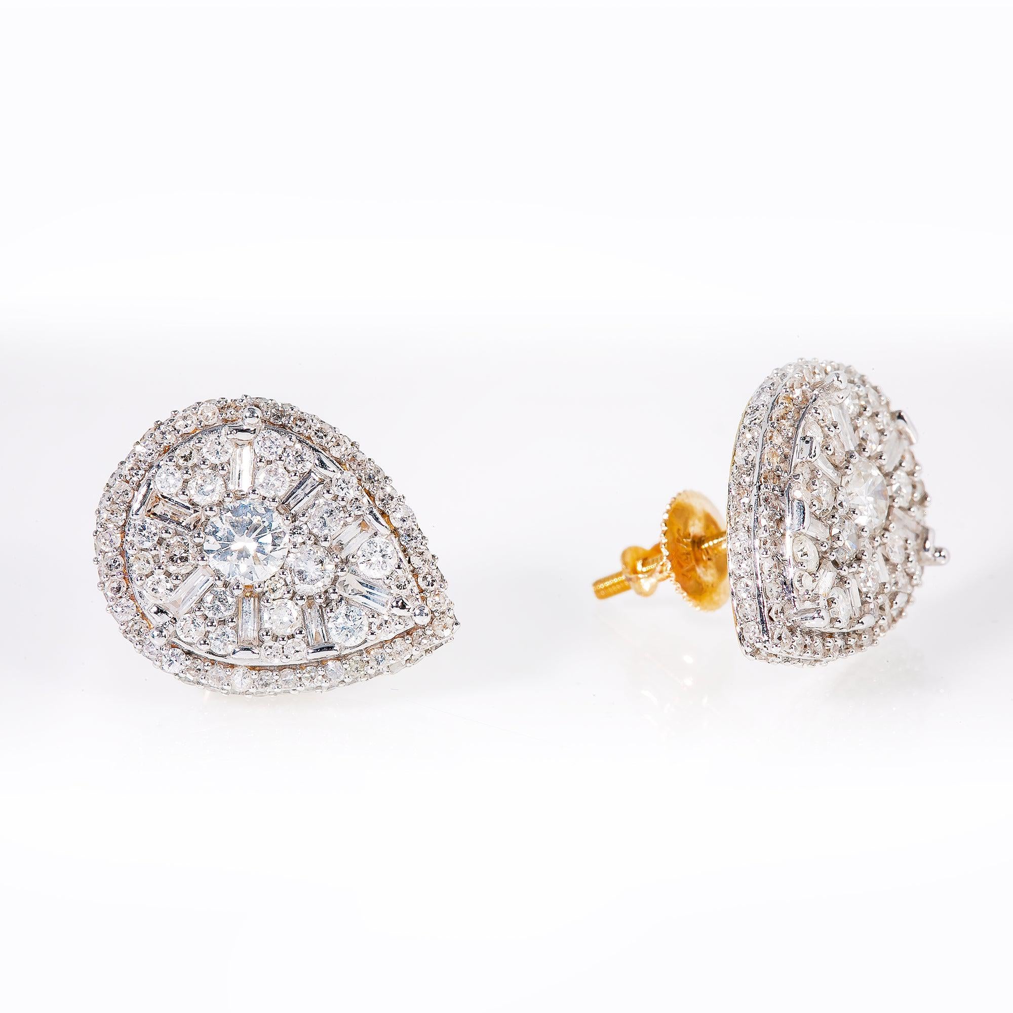 14K Yellow Gold Ladies Earrings with 1.36 CT Diamond