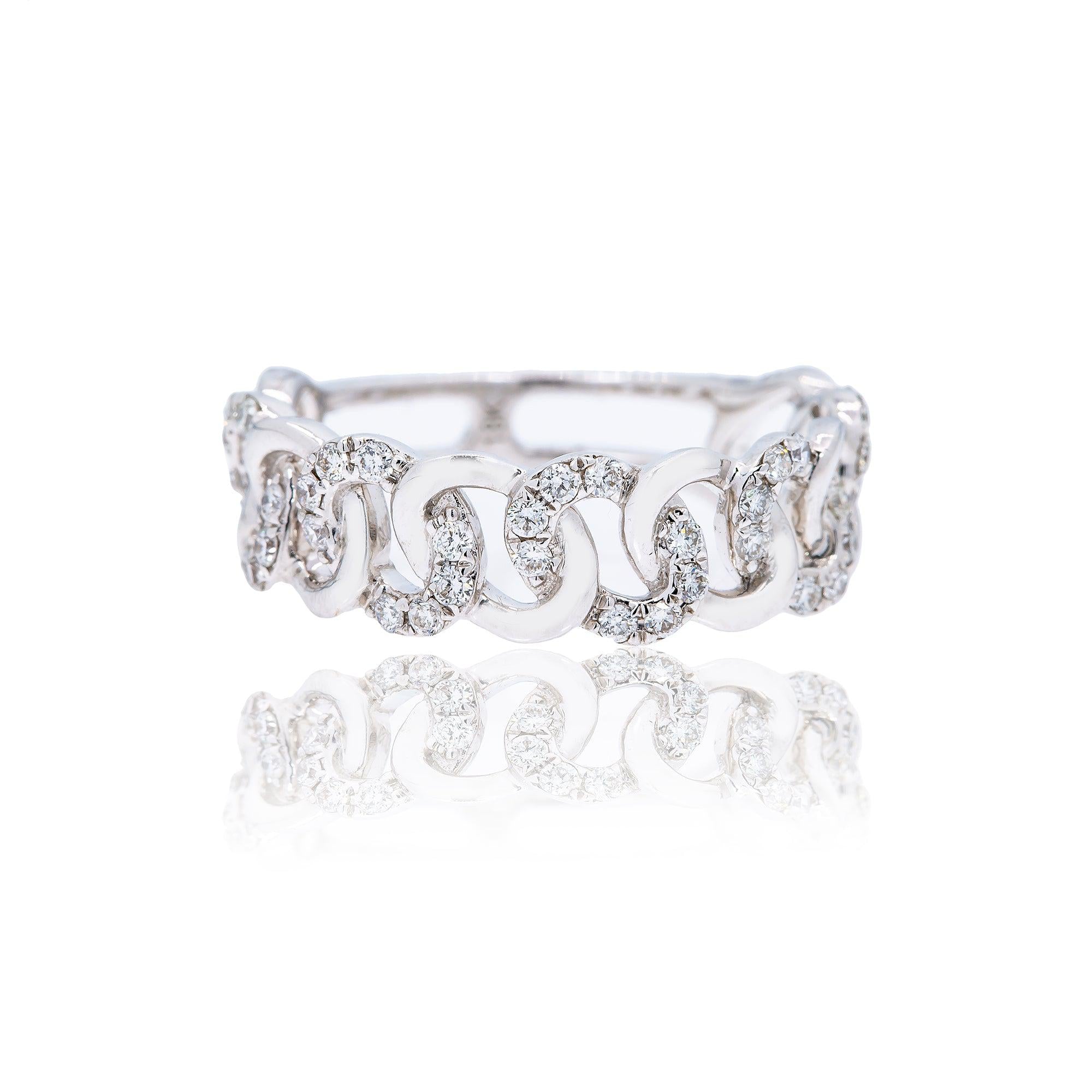 18K White Gold Ladies Ring with 0.43 CT Diamonds