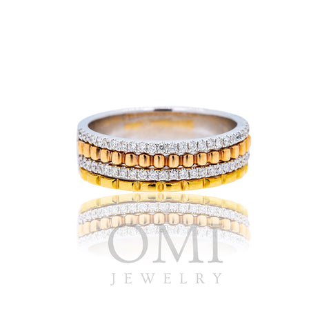 18K White and Yellow Gold Ladies Ring with 0.27 CT Diamonds