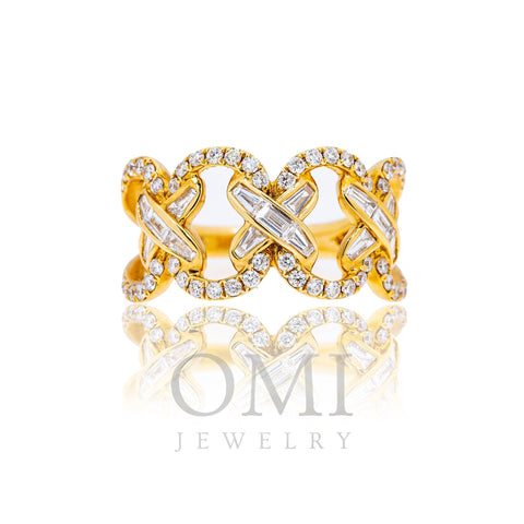 18K White and Yellow Gold Ladies Ring with 0.83 CT Round And Baguette Diamonds