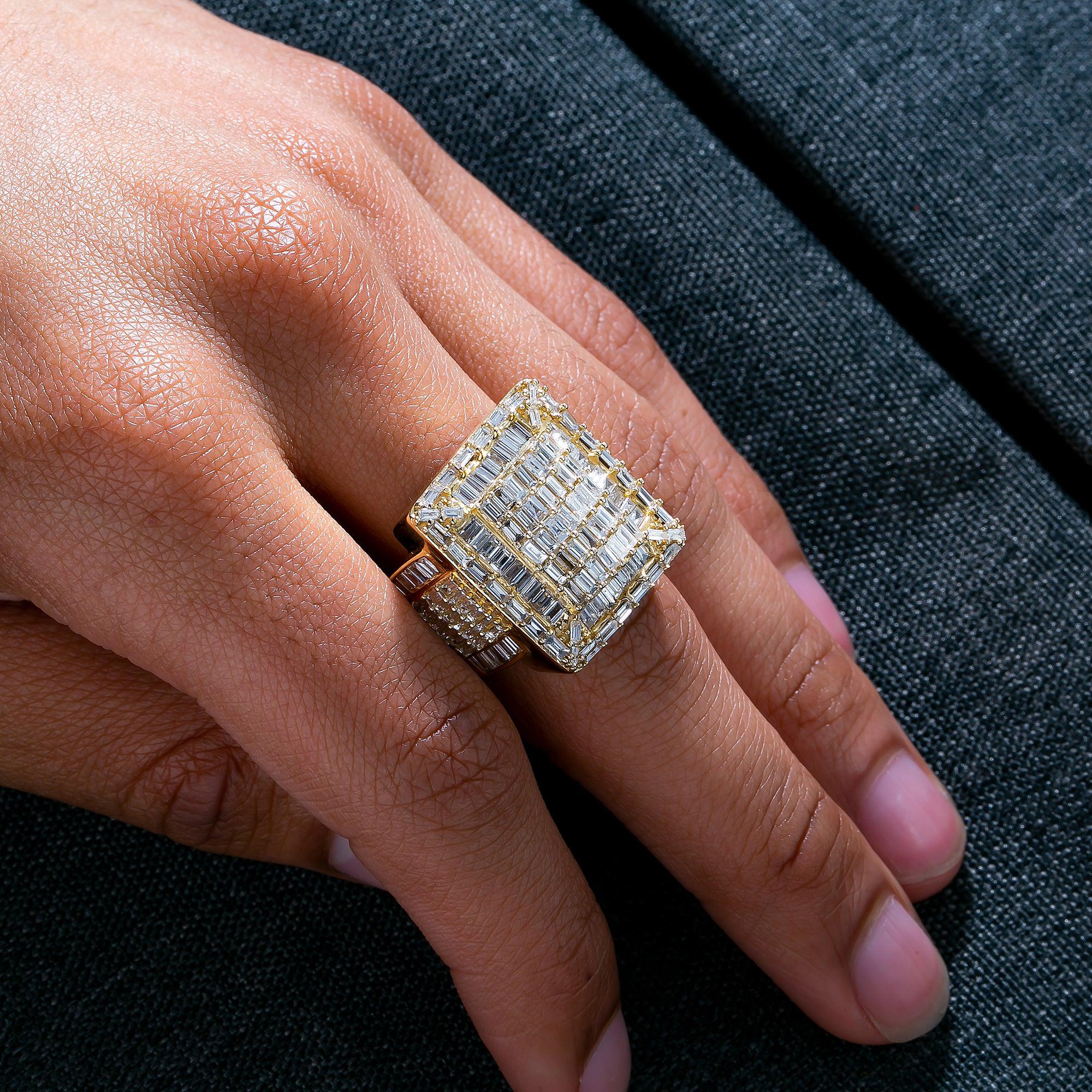 10K YELLOW GOLD BAGUETTE DIAMOND RING 4.00 CT