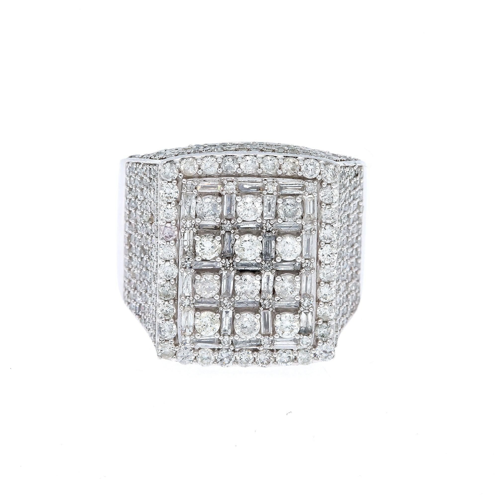 14K WHITE GOLD SQUARE DIAMOND RING 3.20 CT