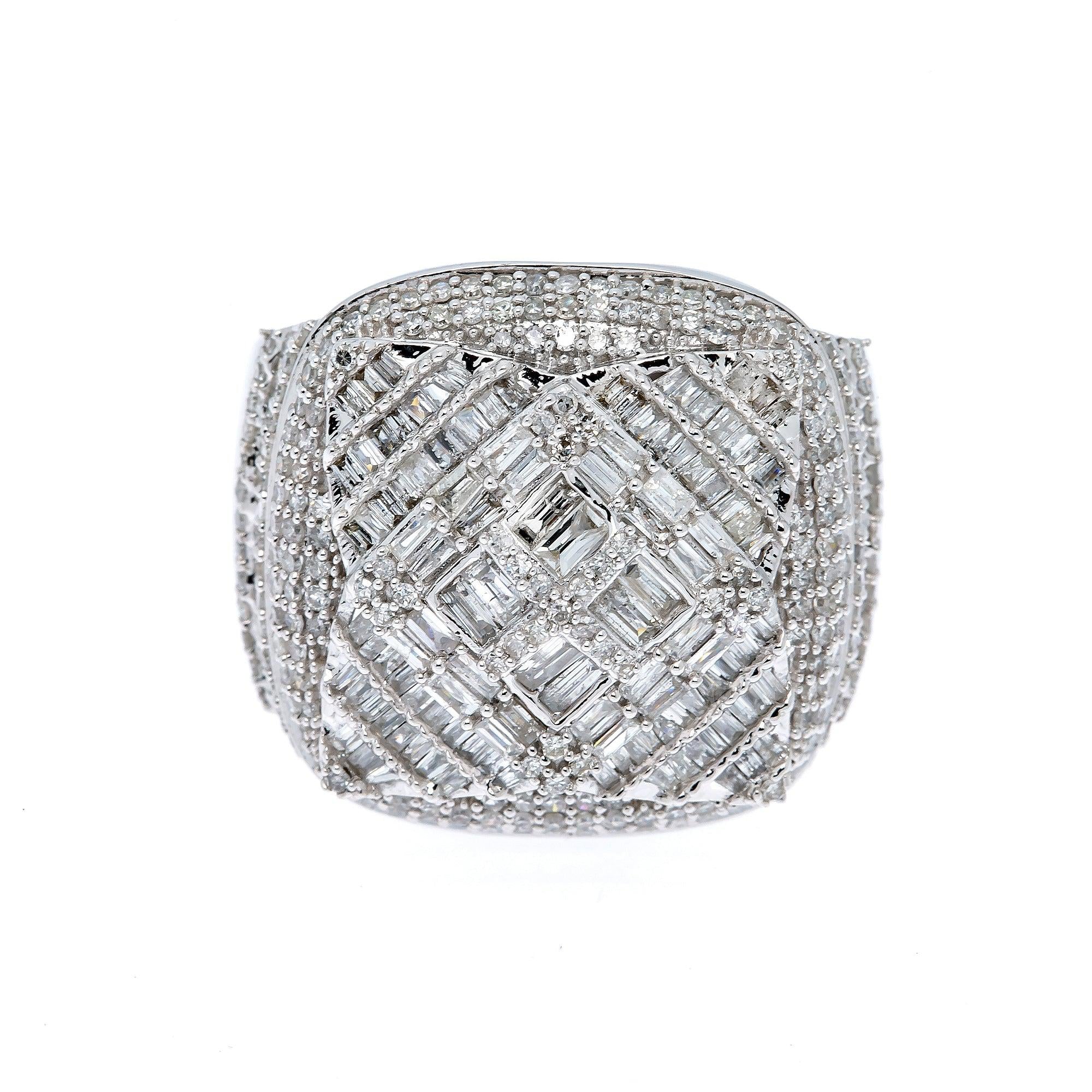 14K WHITE GOLD BAGUETTE DIAMOND RING 2.09 CT