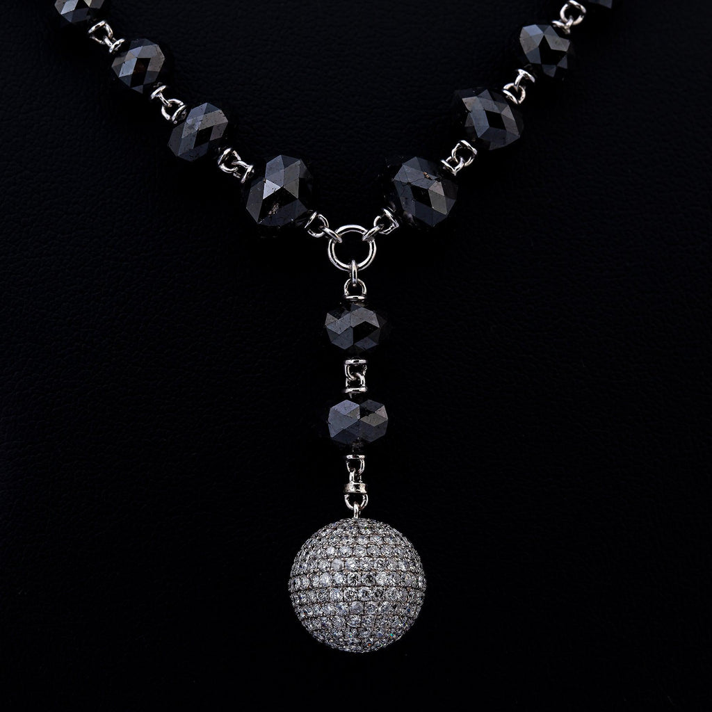 18K WHITE GOLD DROP NECKLACE WITH 143 CT BLACK DIAMONDS