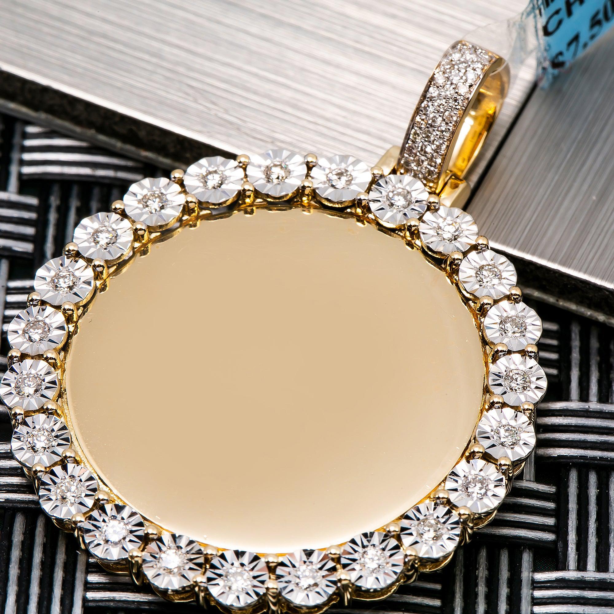 10K WHITE GOLD CIRCLE PICTURE PENDANT WITH 0.55 CT DIAMONDS
