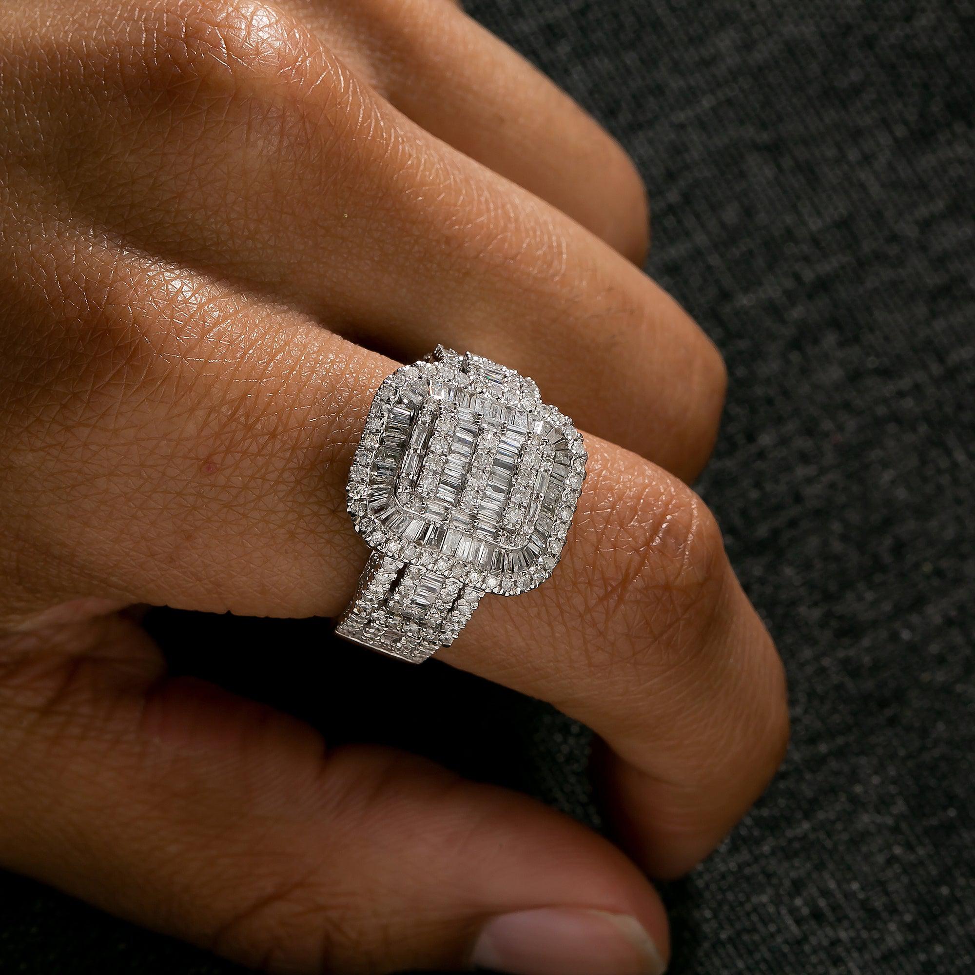 14K WHITE GOLD SQUARE DIAMOND RING 2.30 CT