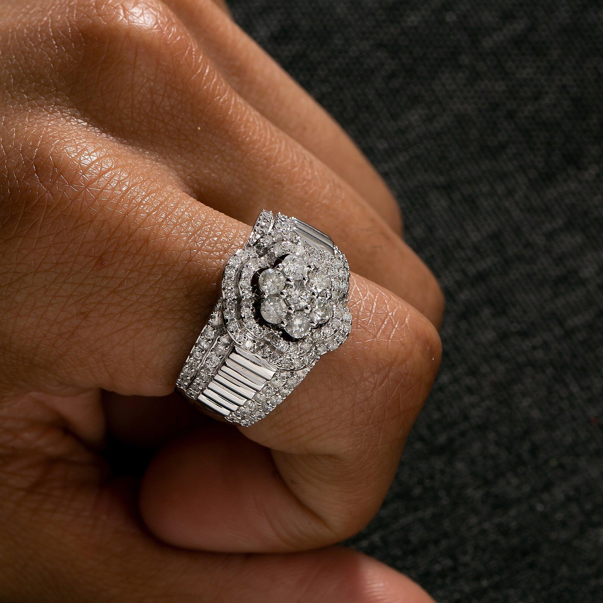 14K WHITE GOLD DIAMOND CLUSTER RING 1.88 CT