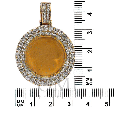 14K Yellow Gold Diamond Circle Shaped Pendant