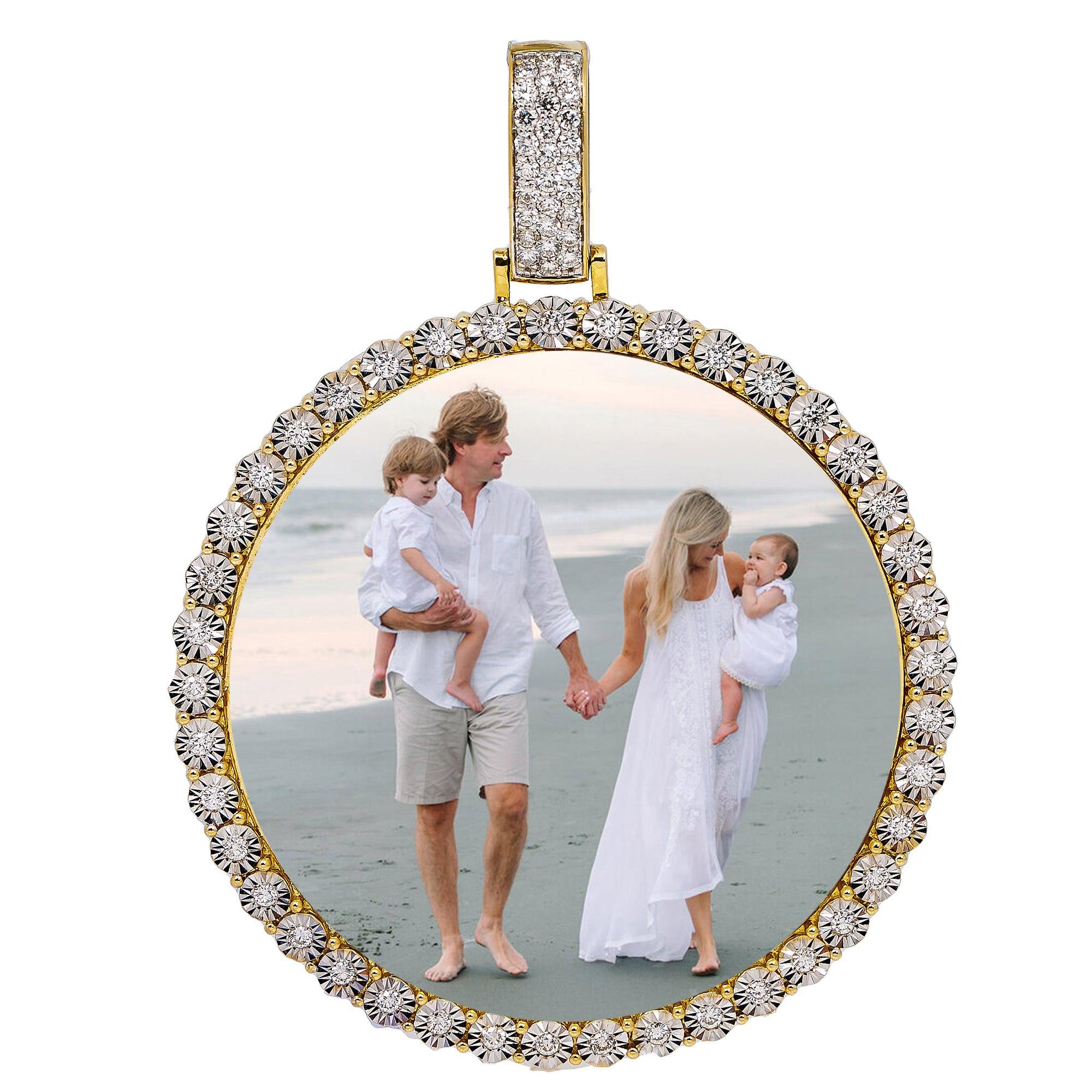 10K YELLOW GOLD ROUND DIAMOND PICTURE PENDANT 3"