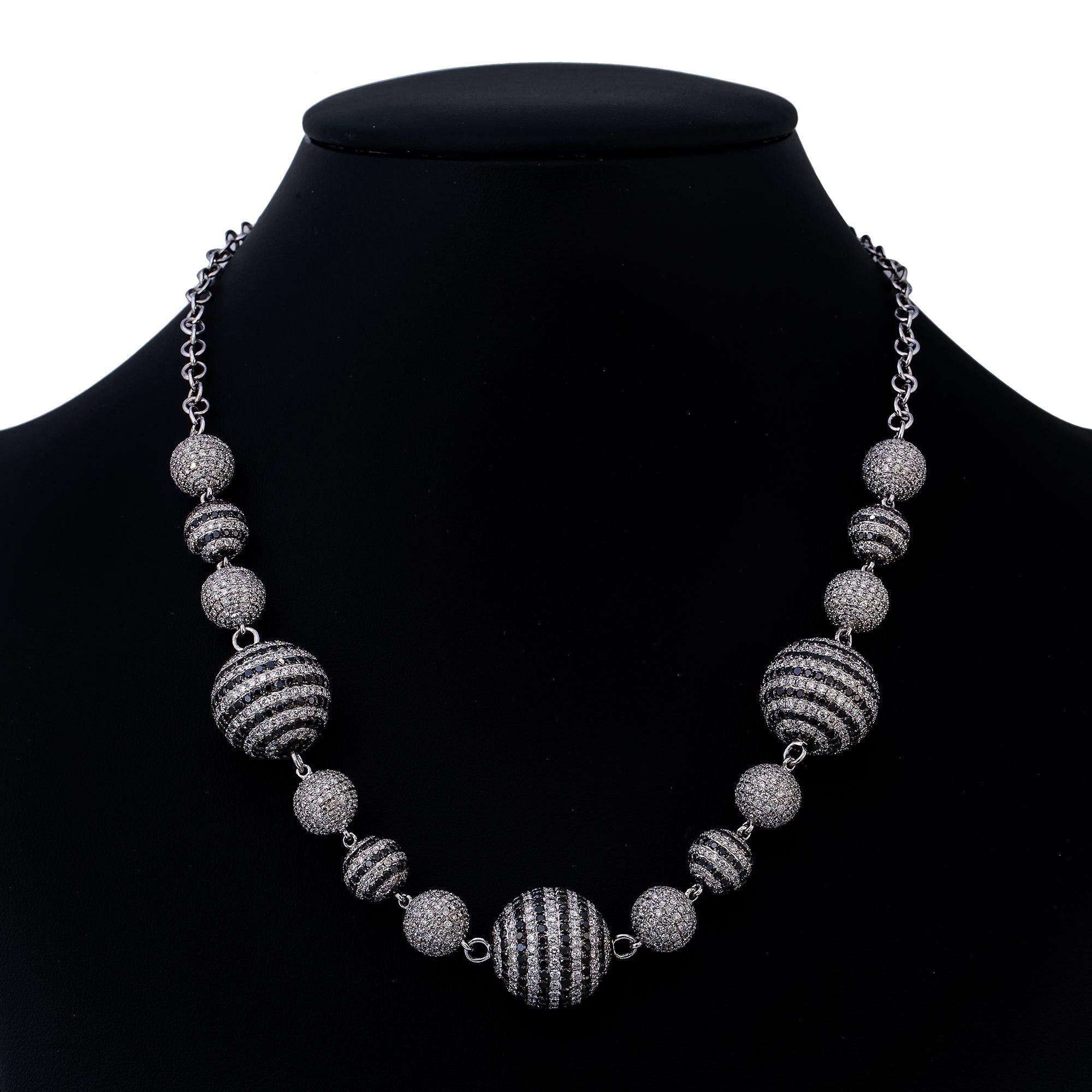 18K White Gold Women's Necklace with 13.11 CT Diamonds