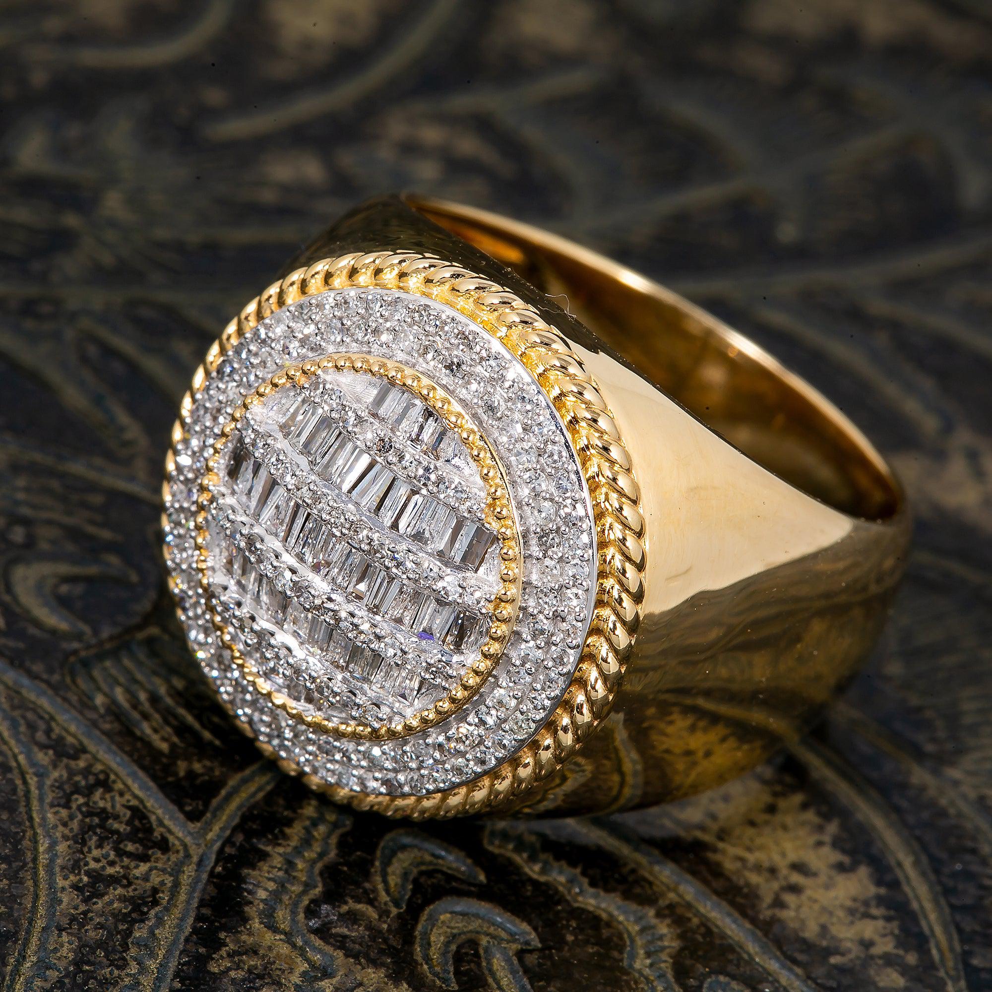 14K YELLOW GOLD MEN'S RING WITH 0.72 CT DIAMONDS
