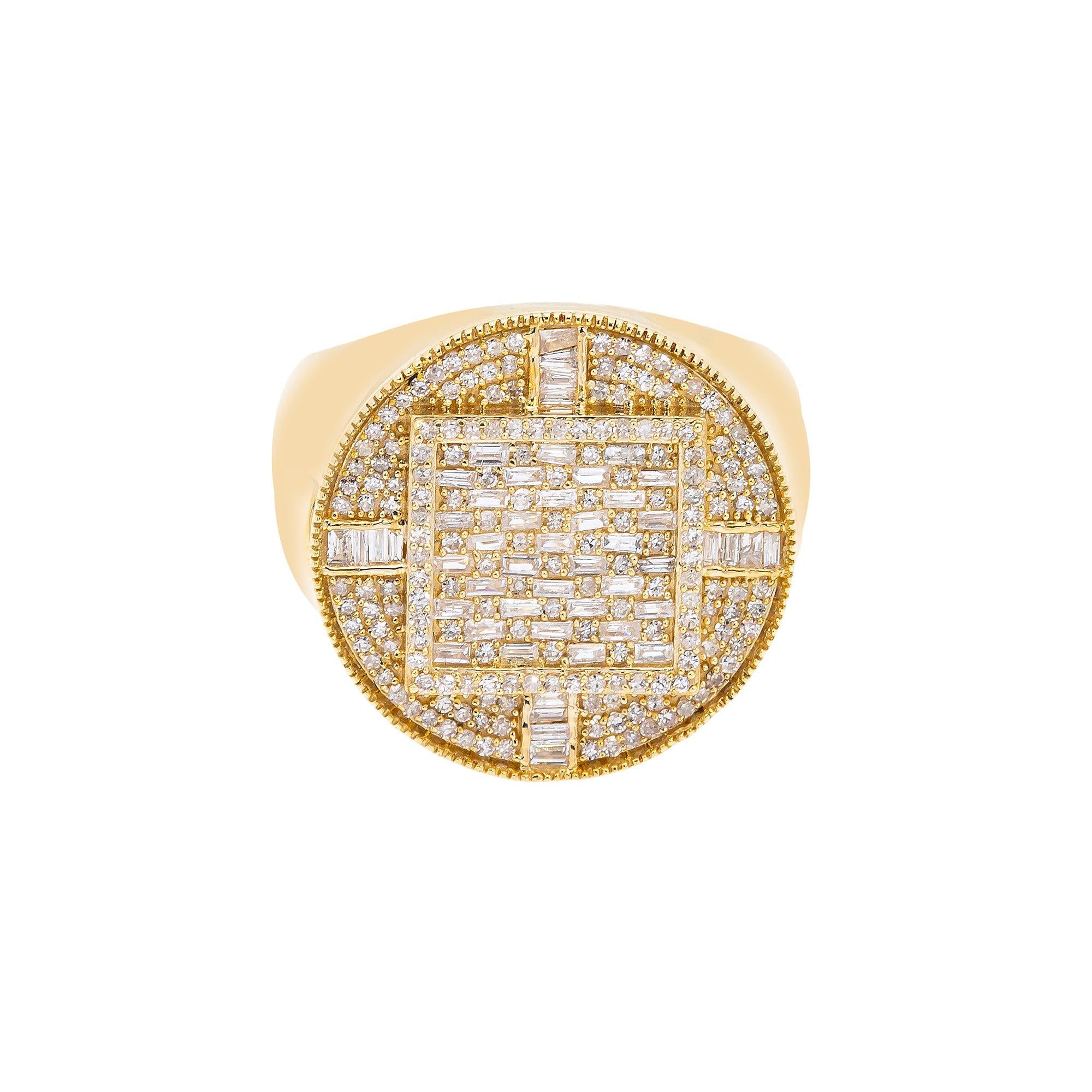 14K YELLOW GOLD MEN'S RING WITH 0.84 CT BAGUETTE AND ROUND DIAMONDS